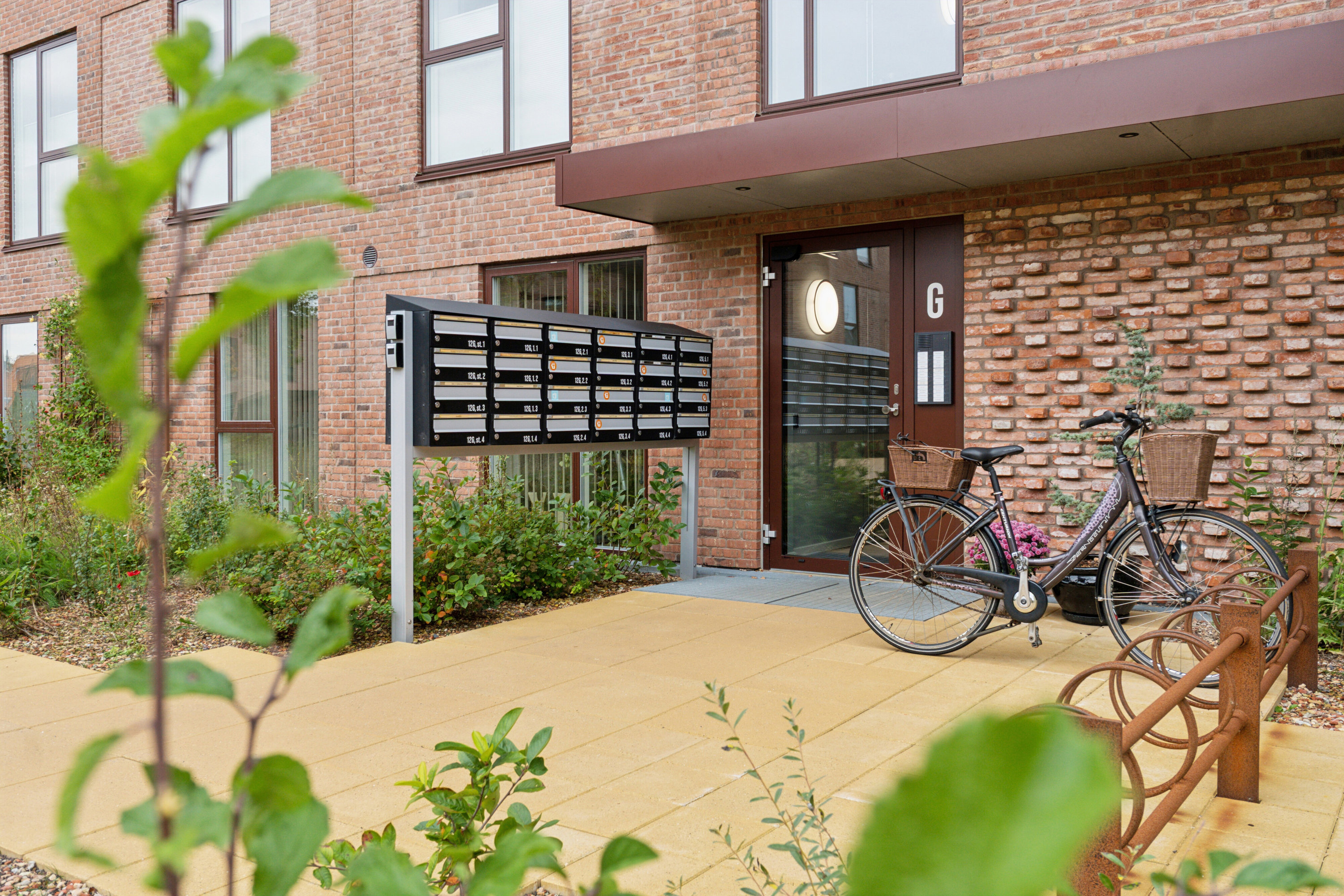 Fremhævet facade billede i fuldskærmstilstand. Billede af Dronningensgade 12G, 4. 4., 9800 Hjørring