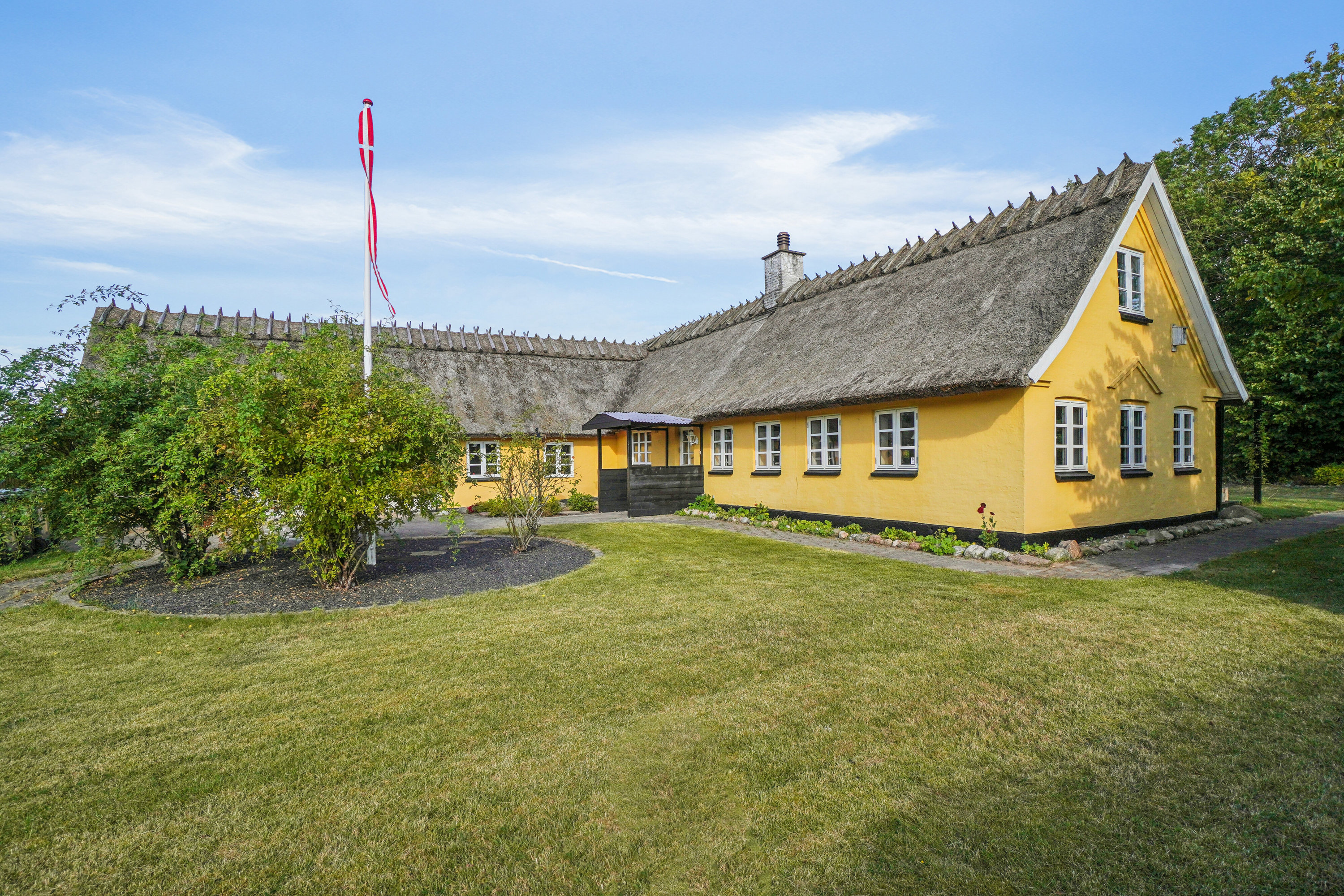 Fremhævet set fra haven billede i fuldskærmstilstand. Billede af Askevej 11, Kregme, 3300 Frederiksværk