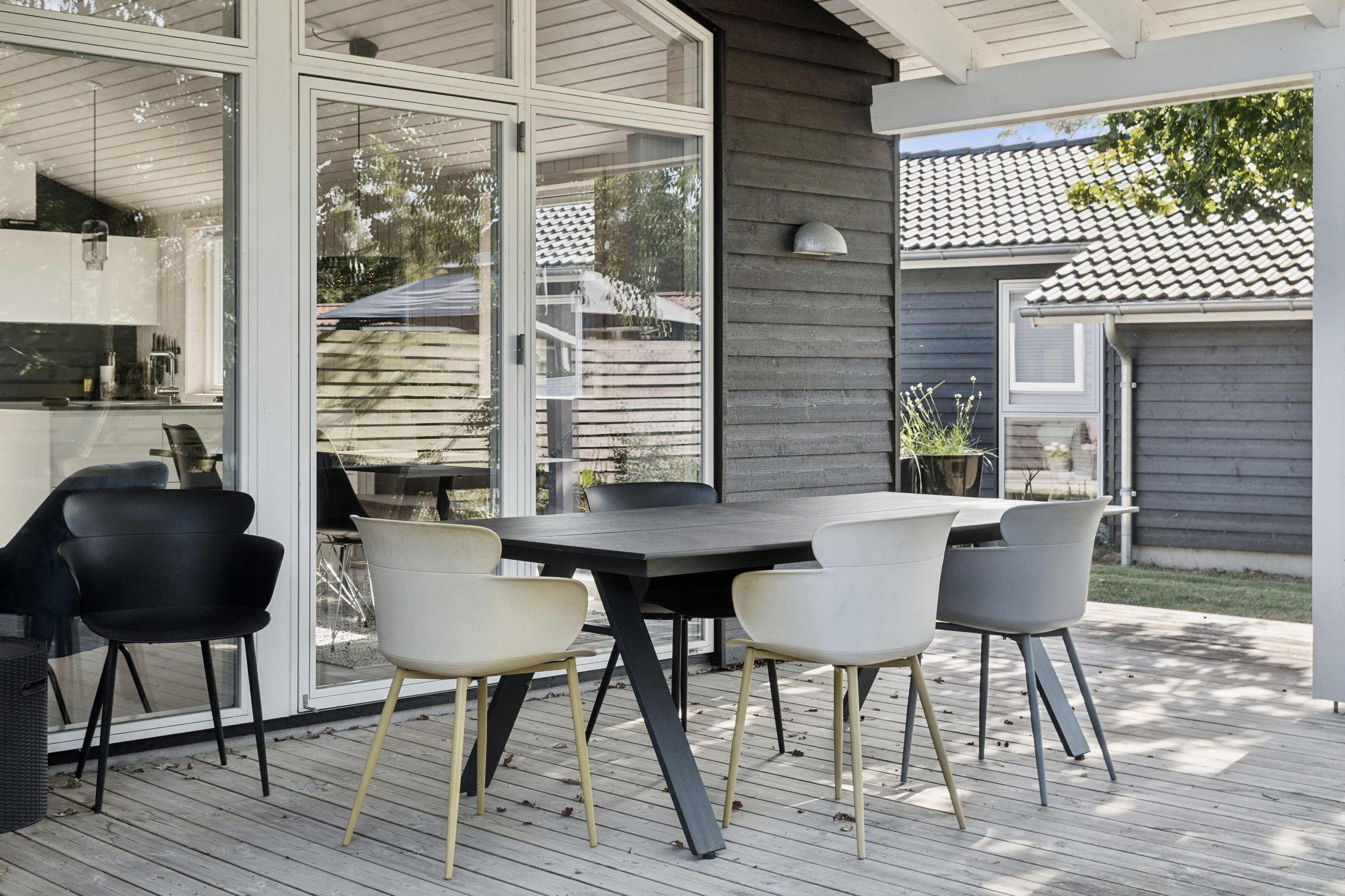 Fremhævet overdækket terrasse billede i fuldskærmstilstand. Billede af Lynghækken 26, 4500 Nykøbing Sj