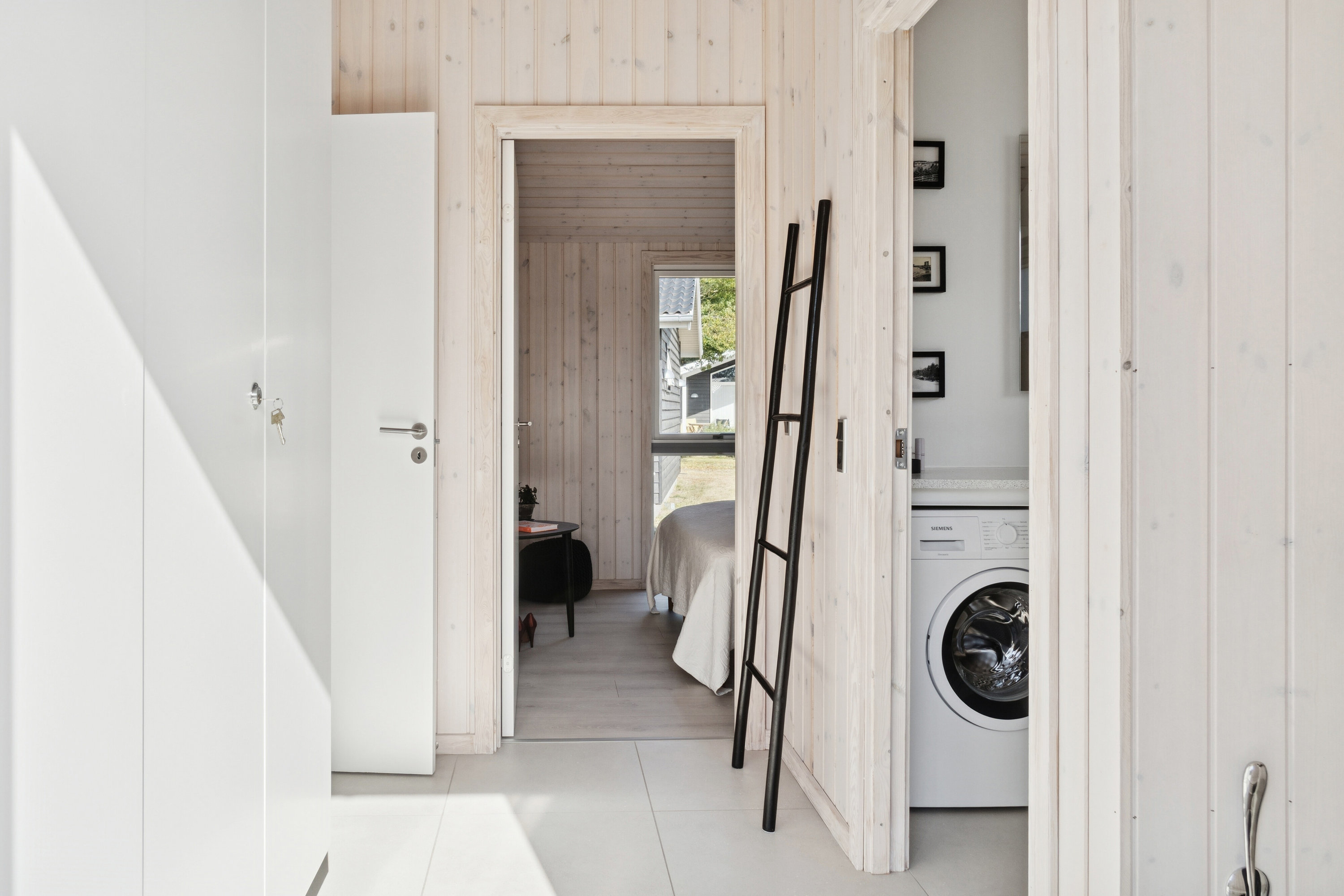 Fremhævet gang billede i fuldskærmstilstand. Billede af Lynghækken 26, 4500 Nykøbing Sj