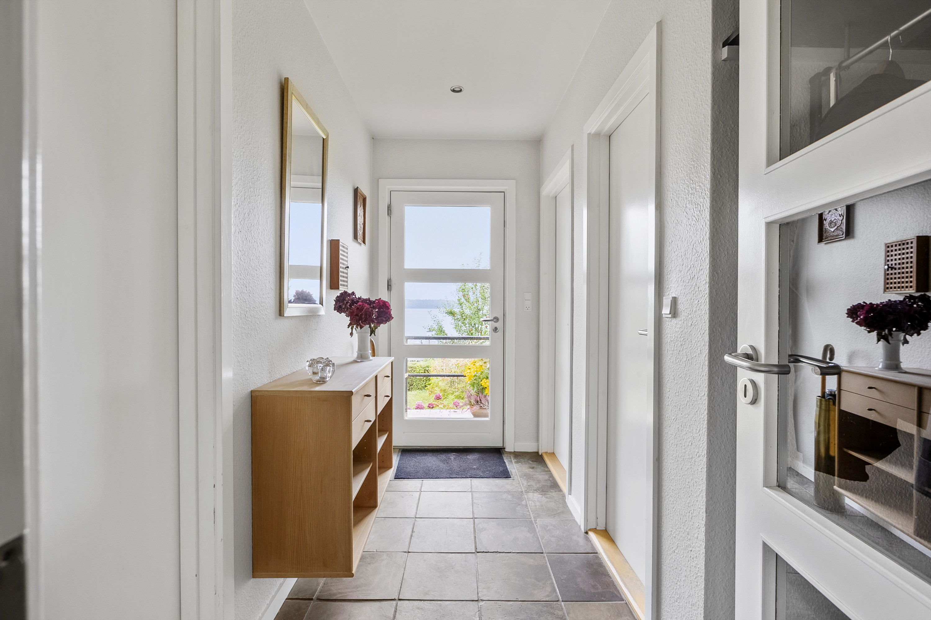 Fremhævet entré billede i fuldskærmstilstand. Billede af Varnæsvej 139, 6200 Aabenraa