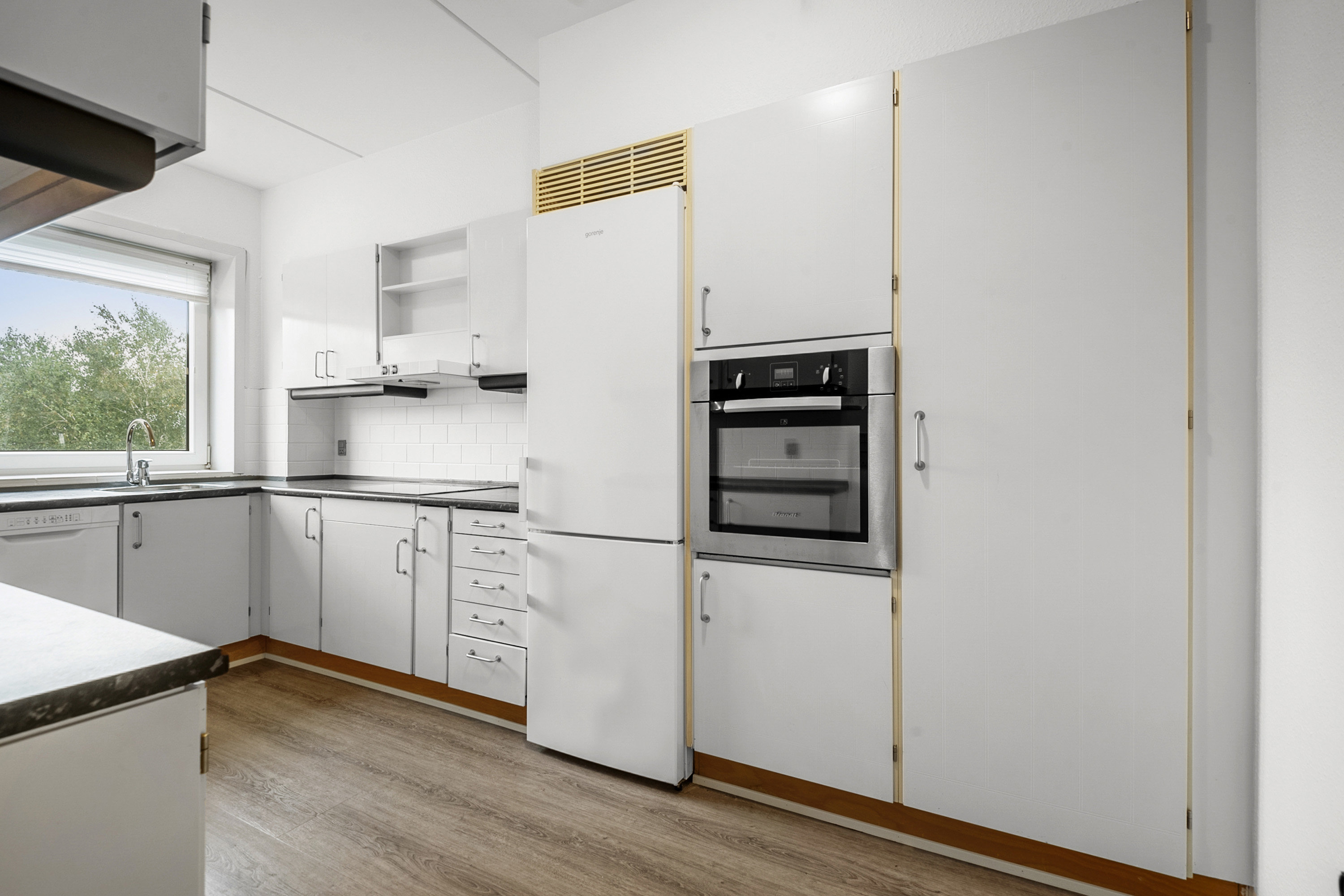 Fremhævet køkken billede i fuldskærmstilstand. Billede af Fynsgade 7, 2. tv., 6700 Esbjerg