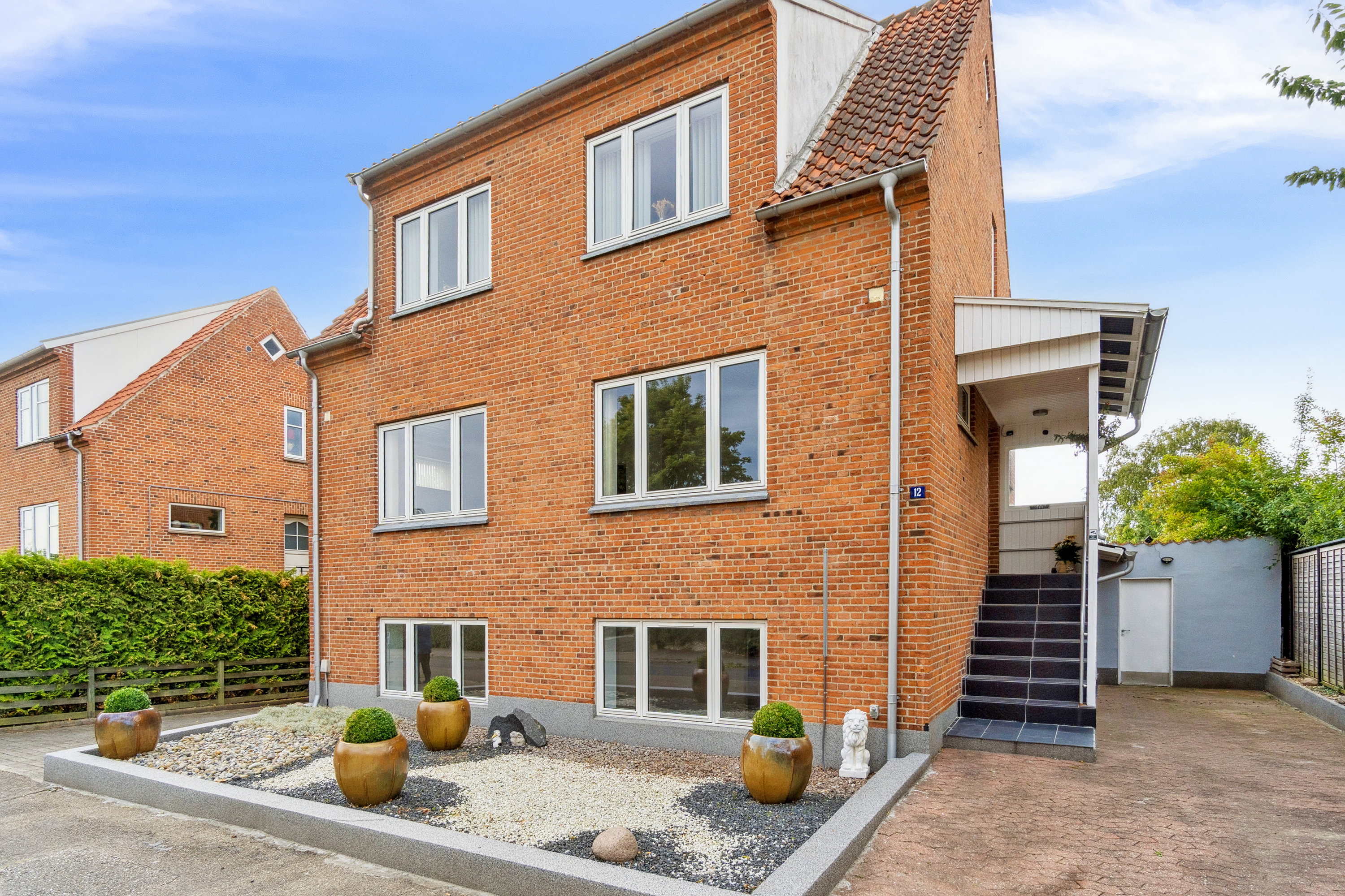 Fremhævet  billede i fuldskærmstilstand. Billede af Brickasvej 12, 3400 Hillerød