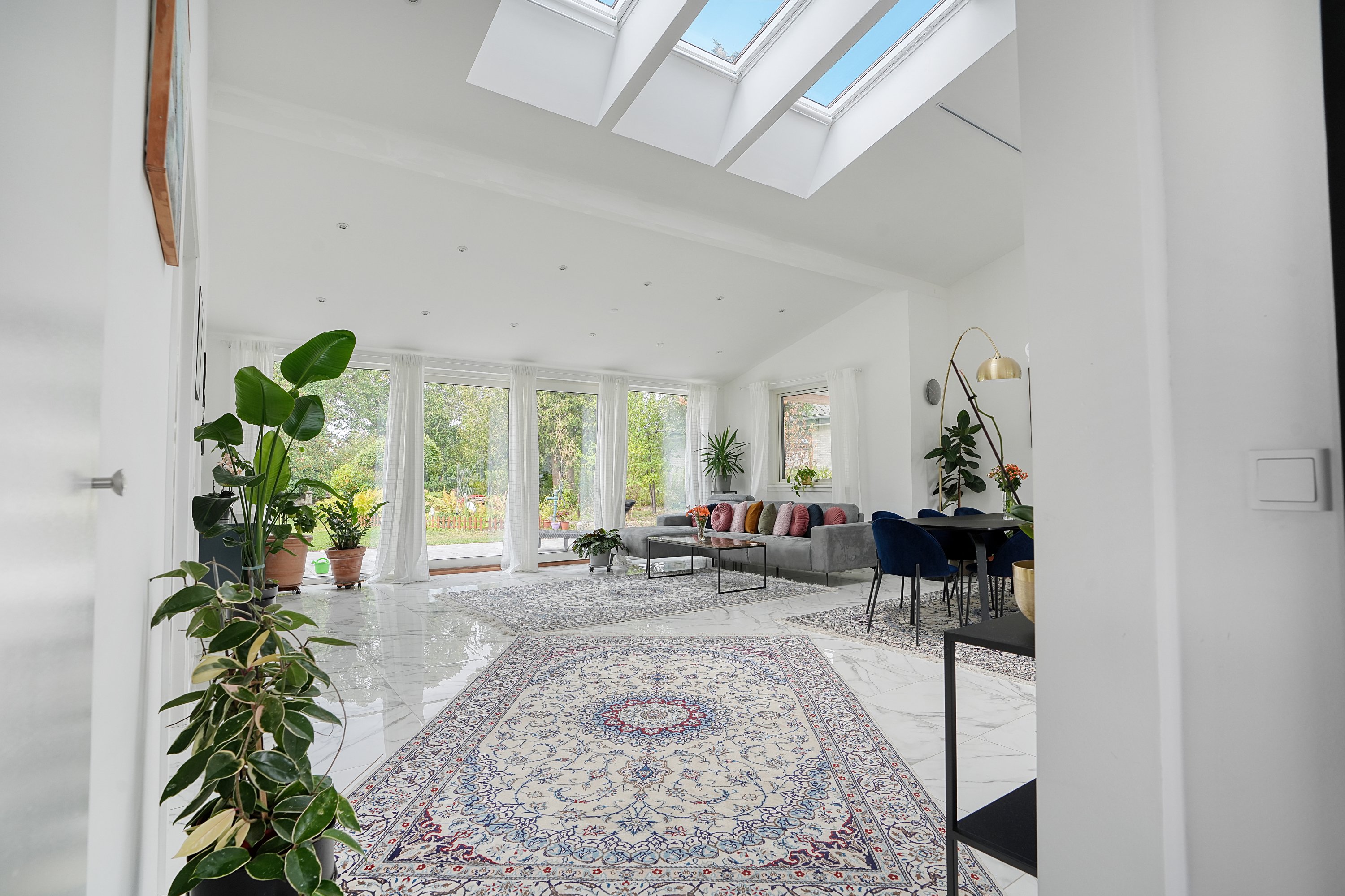 Fremhævet stue billede i fuldskærmstilstand. Billede af Harestien 19, 2880 Bagsværd