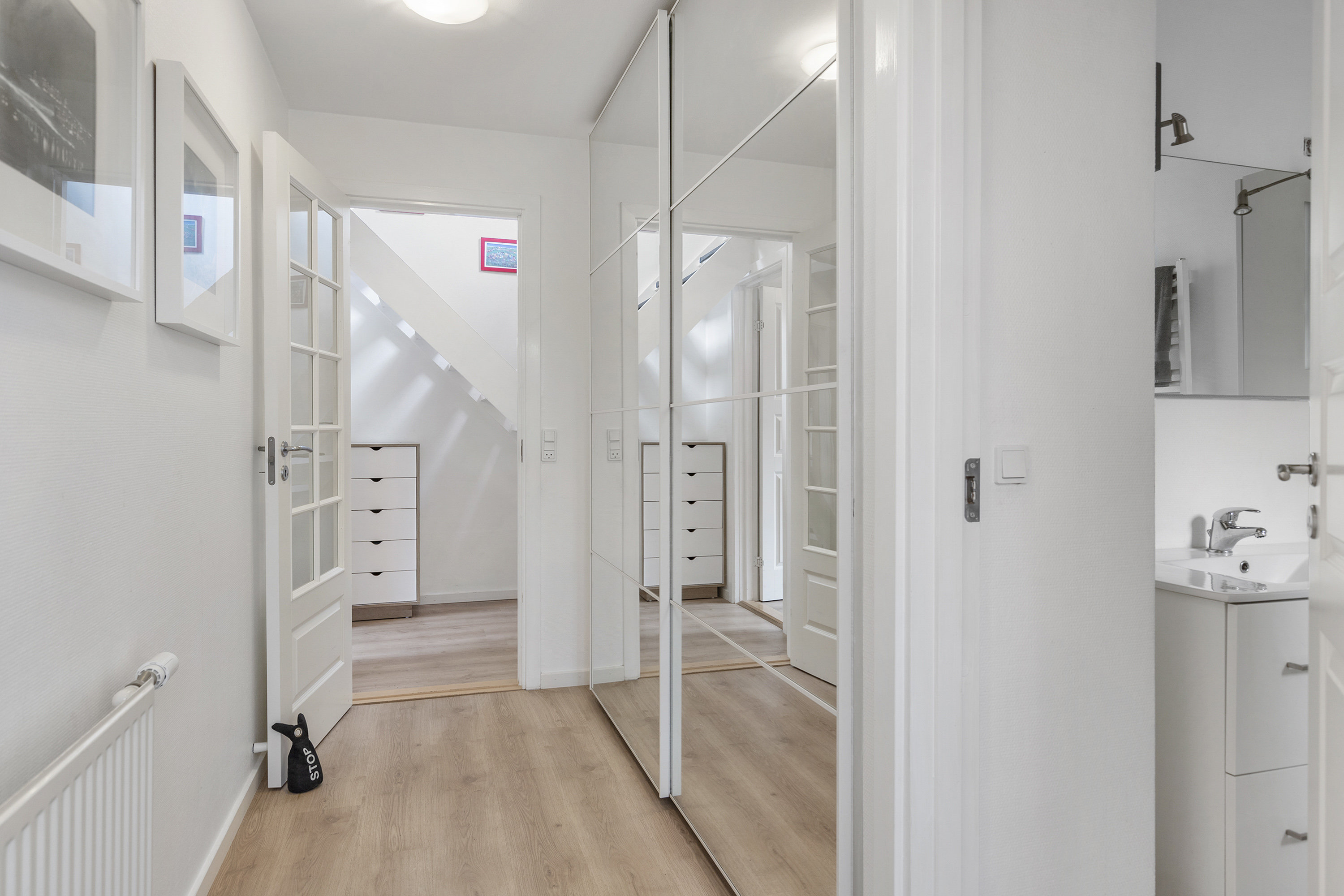 Fremhævet gang billede i fuldskærmstilstand. Billede af Tolstrupvej 31, 9700 Brønderslev