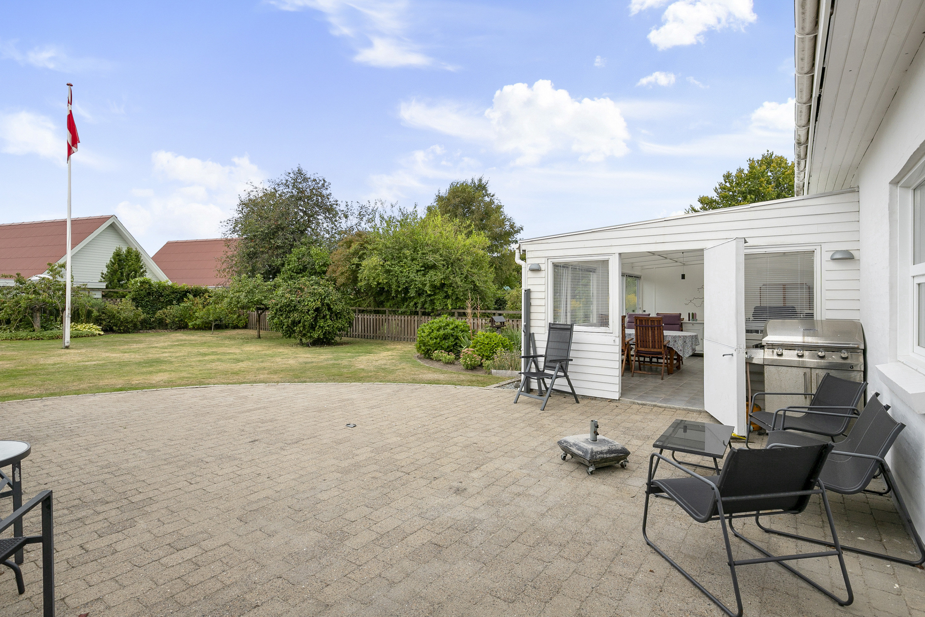 Fremhævet terrasse billede i fuldskærmstilstand. Billede af Tolstrupvej 31, 9700 Brønderslev