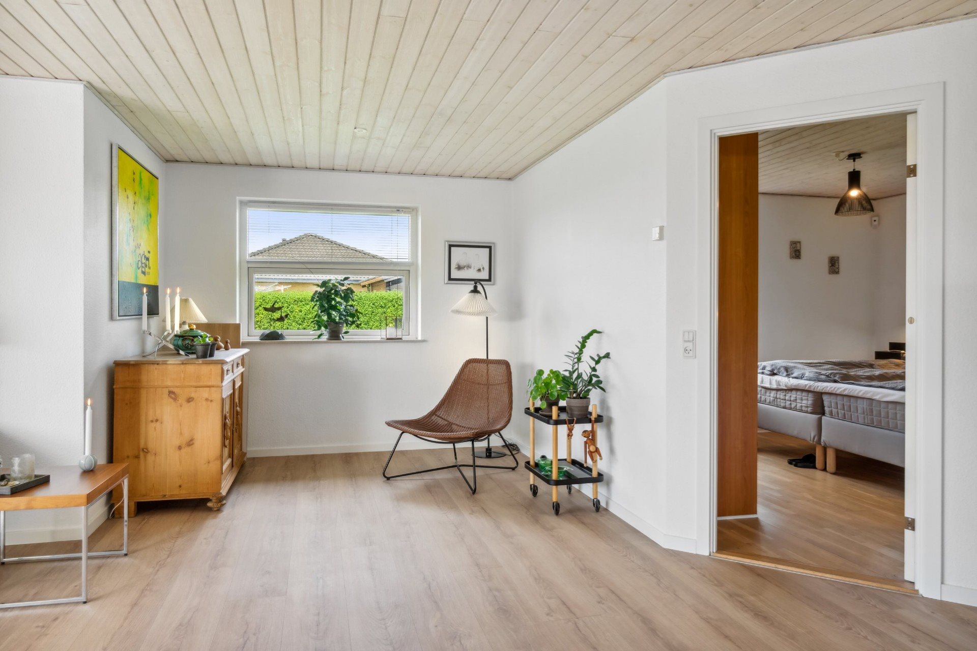 Fremhævet stue billede i fuldskærmstilstand. Billede af Lysagervænget 3, 8722 Hedensted