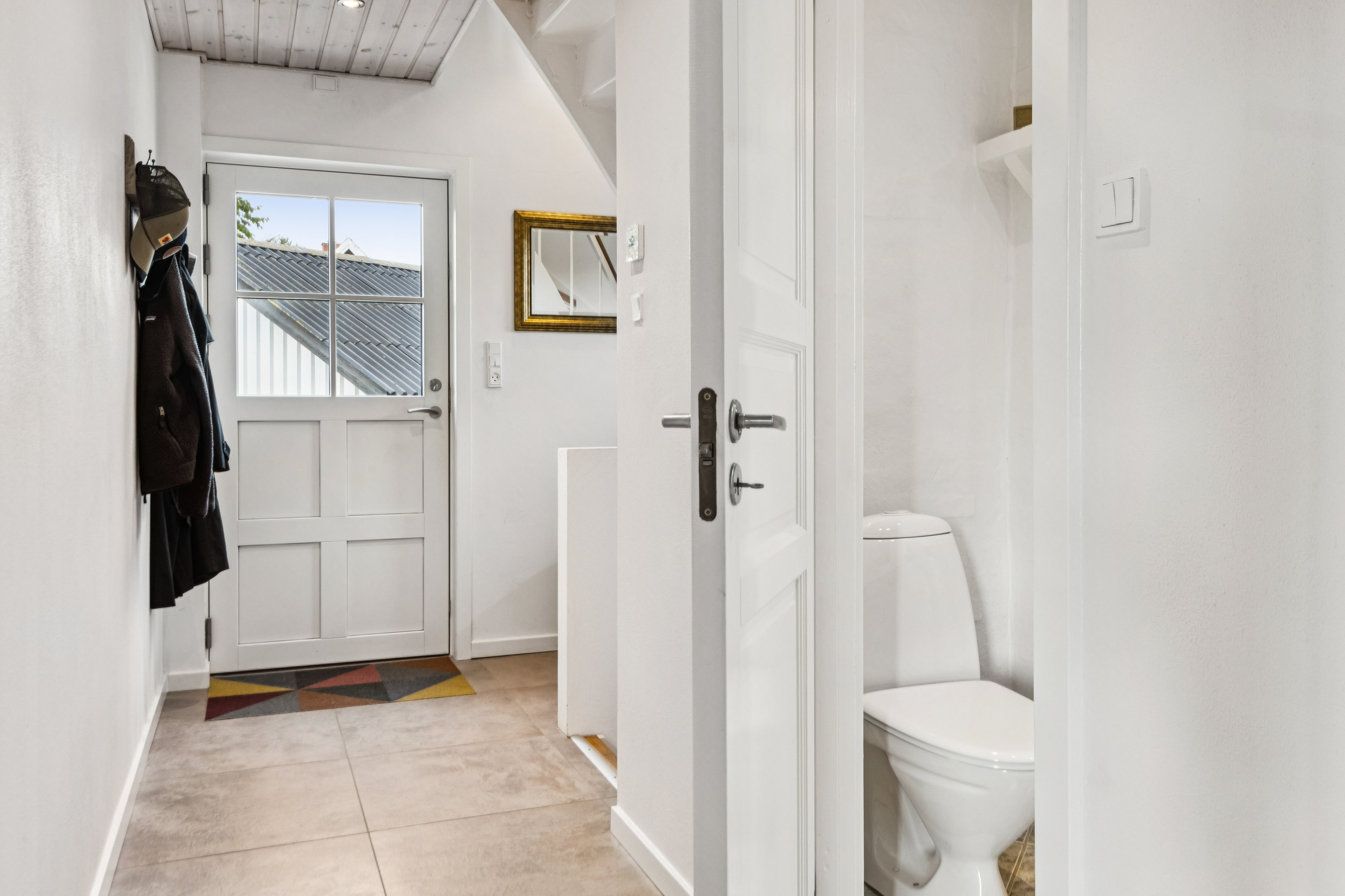 Fremhævet gang billede i fuldskærmstilstand. Billede af Estrupvej 15, Øster Hornum, 9530 Støvring