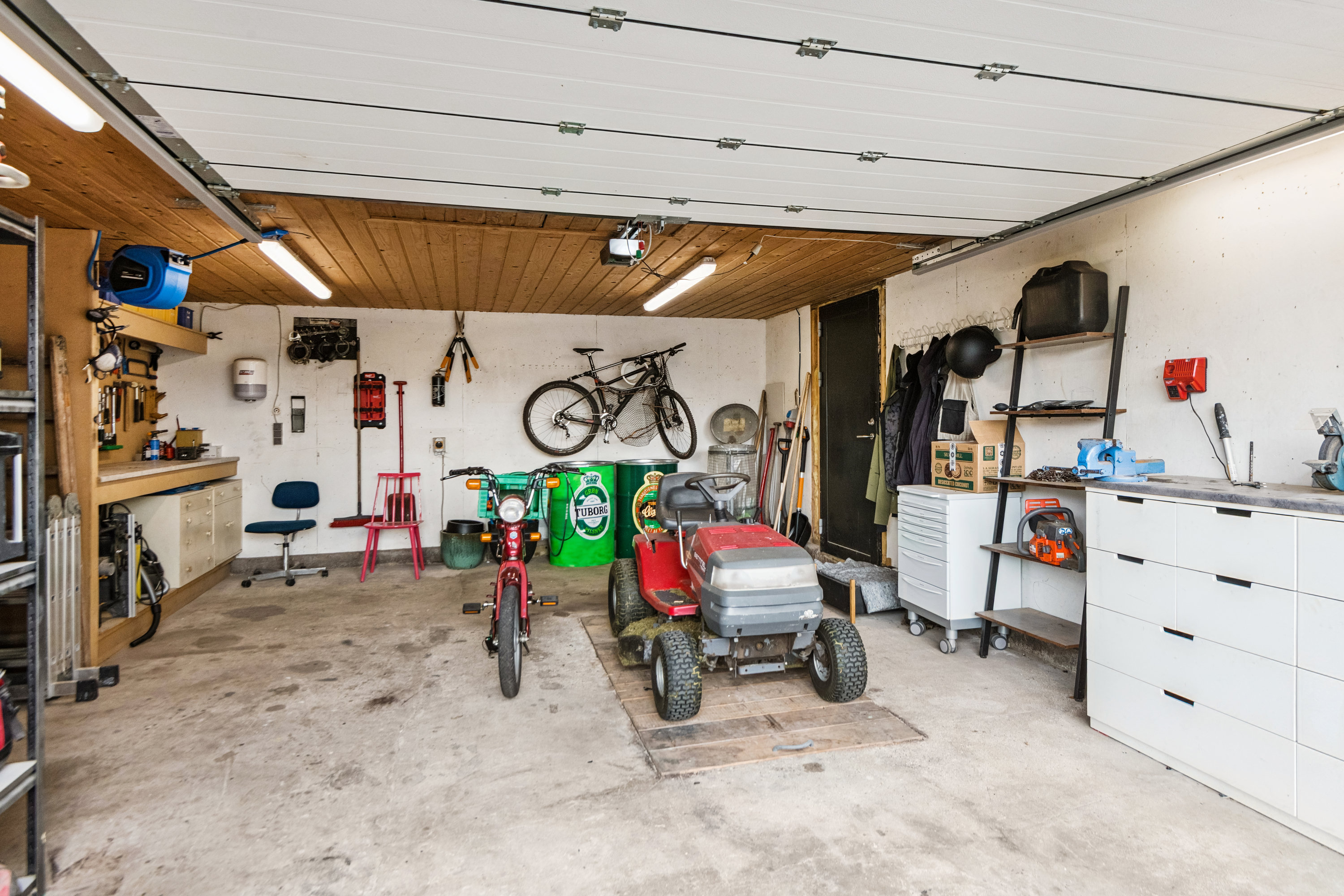 Fremhævet garage billede i fuldskærmstilstand. Billede af Estrupvej 15, Øster Hornum, 9530 Støvring