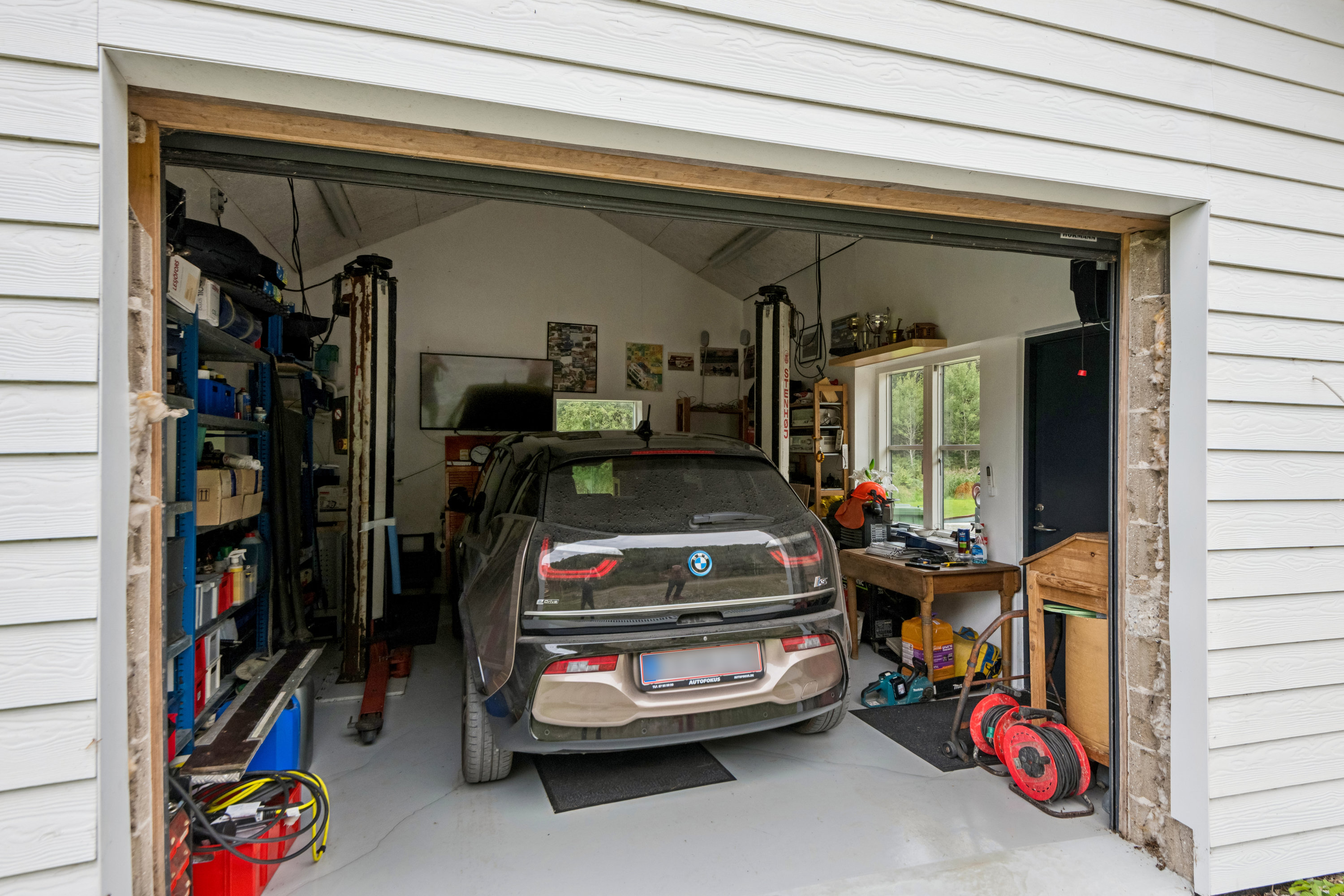 Fremhævet garage billede i fuldskærmstilstand. Billede af Østerkrat 17, Skivum, 9541 Suldrup