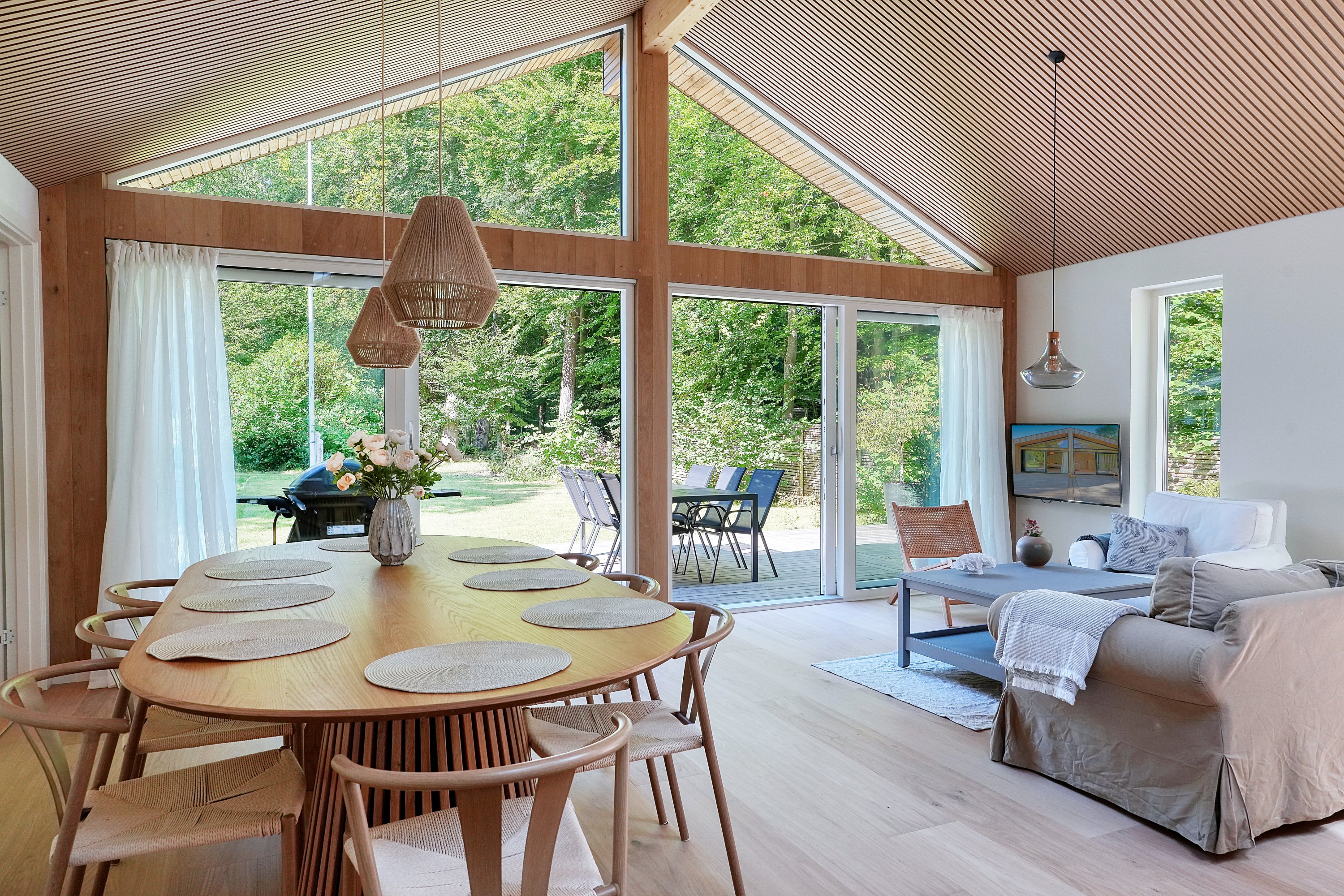 Fremhævet spisestue billede i fuldskærmstilstand. Billede af Uglekrogen 24, Kildekrog, 3100 Hornbæk