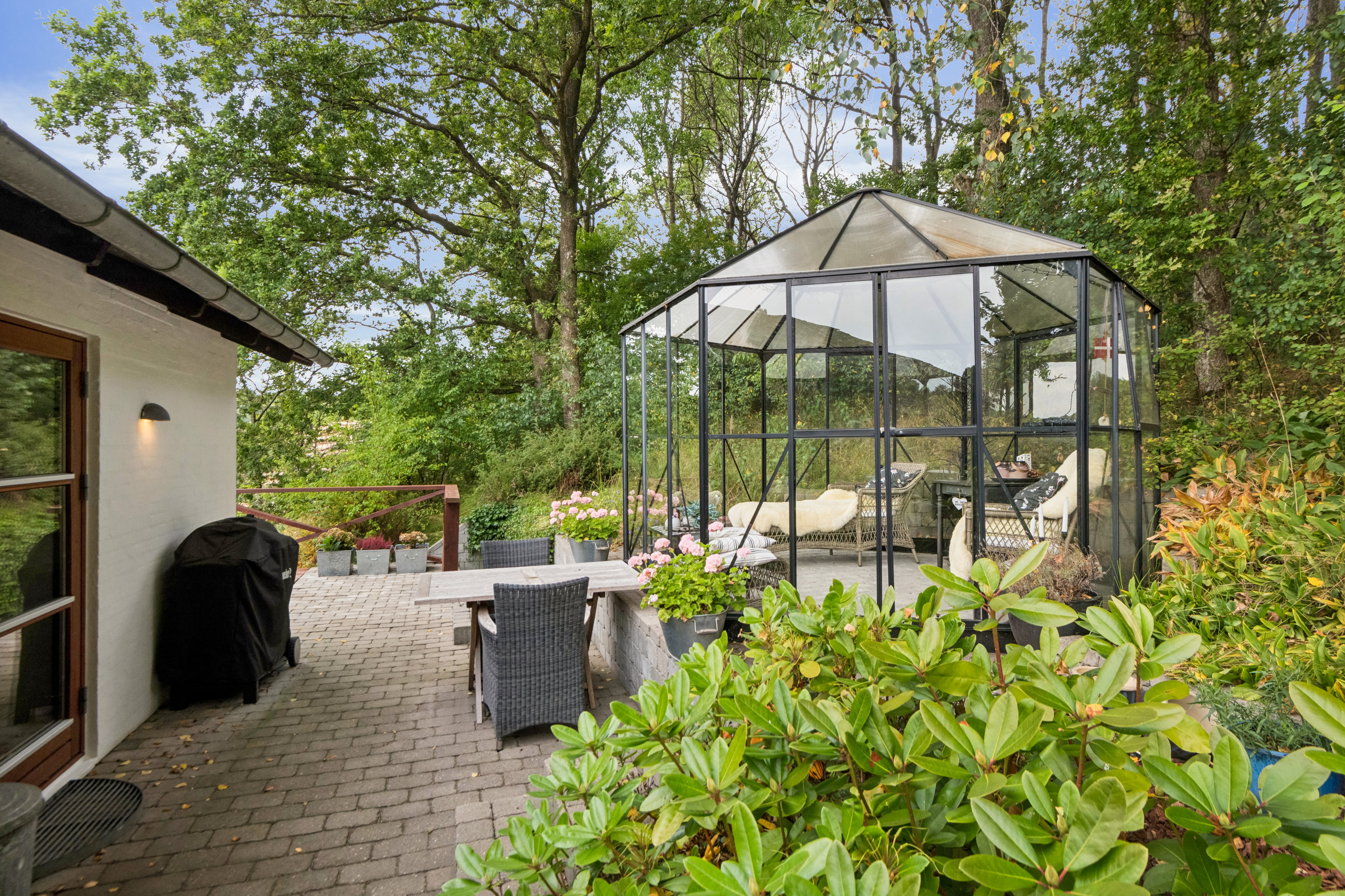 Fremhævet terrasse billede i fuldskærmstilstand. Billede af Østerkrat 17, Skivum, 9541 Suldrup