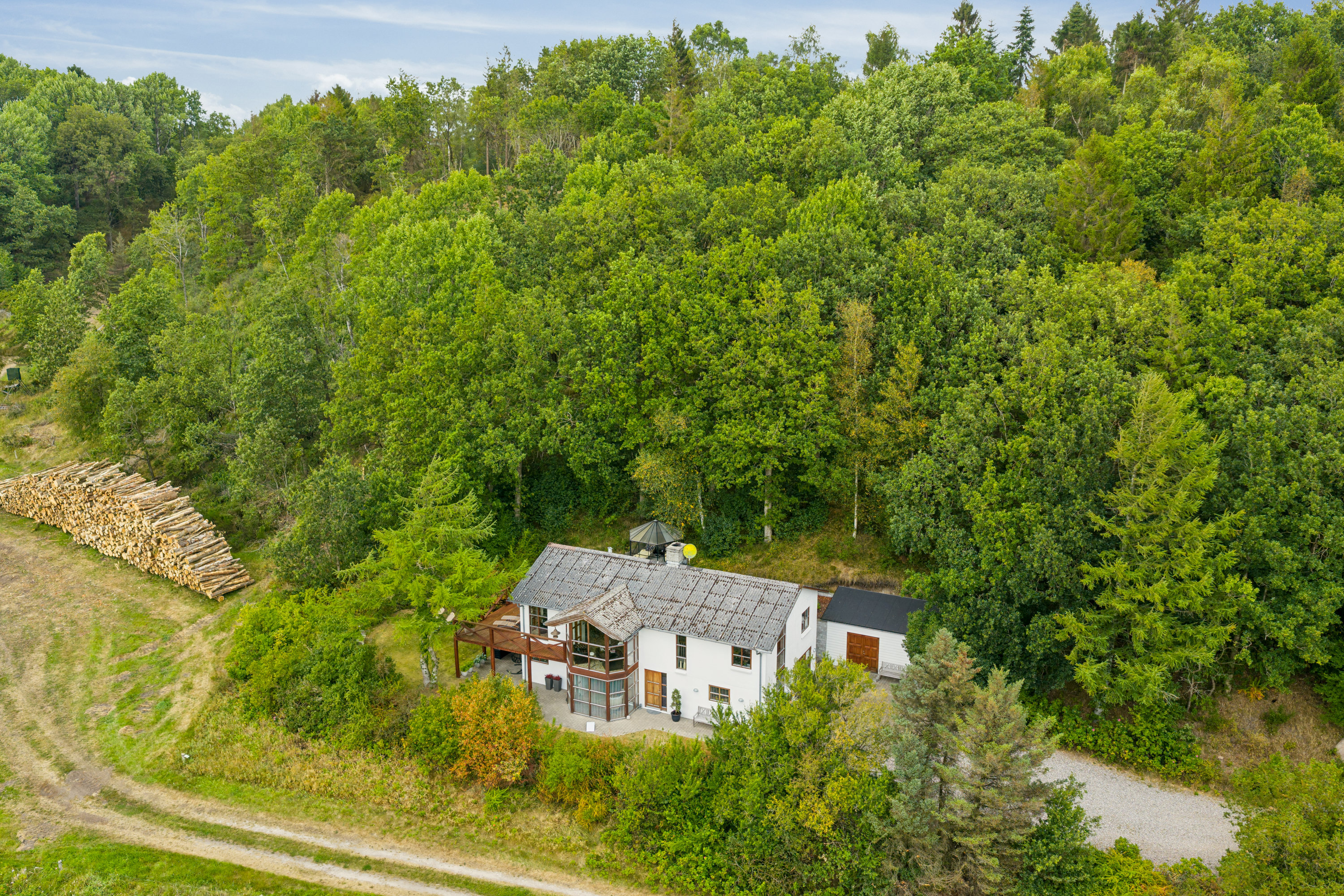 Fremhævet ejendom billede i fuldskærmstilstand. Billede af Østerkrat 17, Skivum, 9541 Suldrup