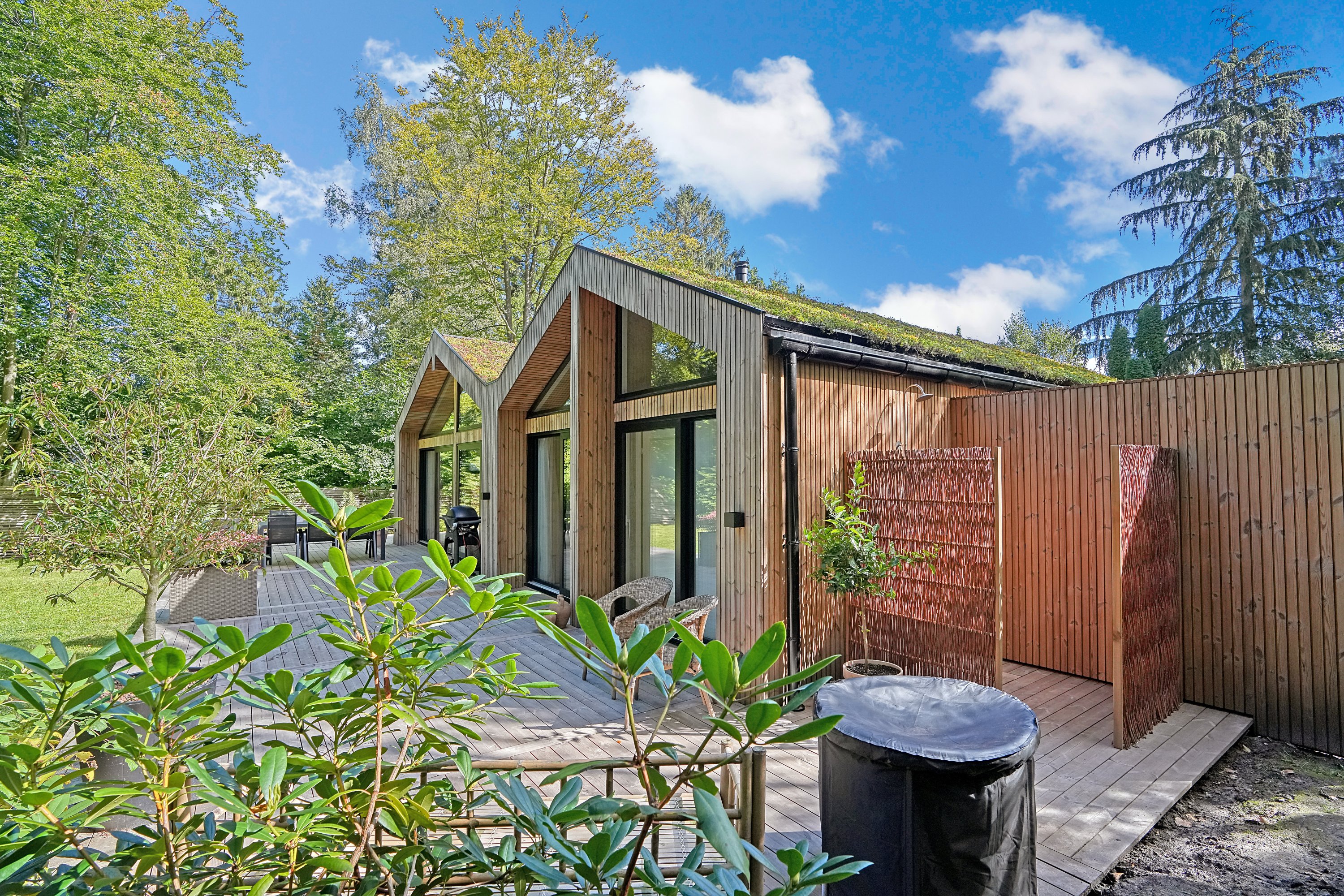 Fremhævet terrasse billede i fuldskærmstilstand. Billede af Uglekrogen 24, Kildekrog, 3100 Hornbæk