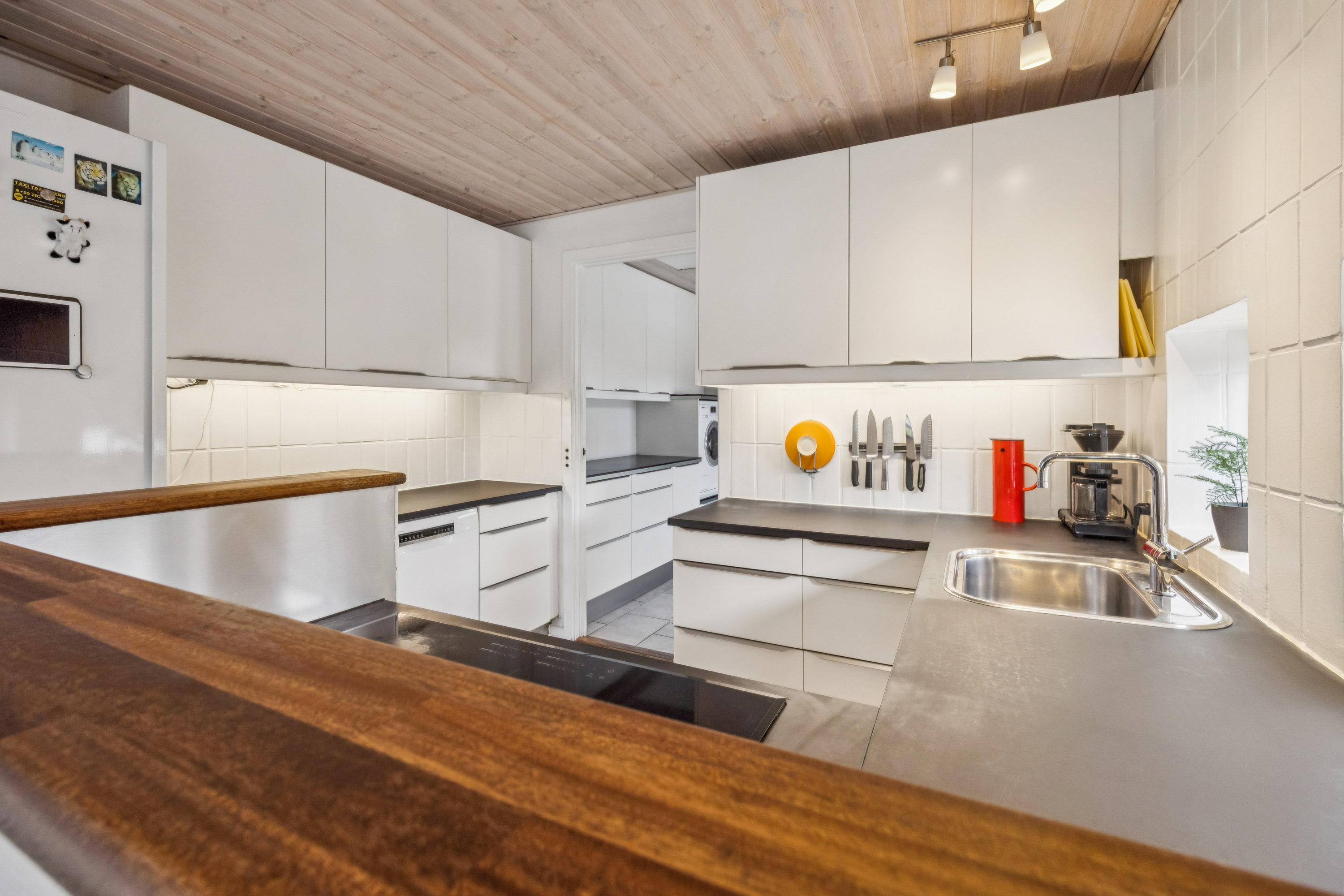 Fremhævet køkken billede i fuldskærmstilstand. Billede af Drosselvej 7, Vester Hassing, 9310 Vodskov