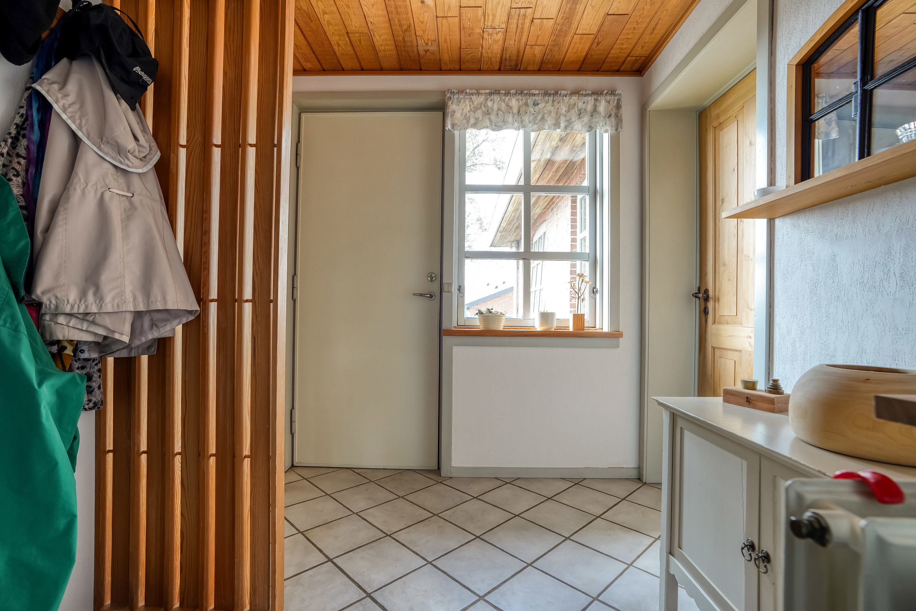 Fremhævet entré billede i fuldskærmstilstand. Billede af Bygade 30, 7160 Tørring