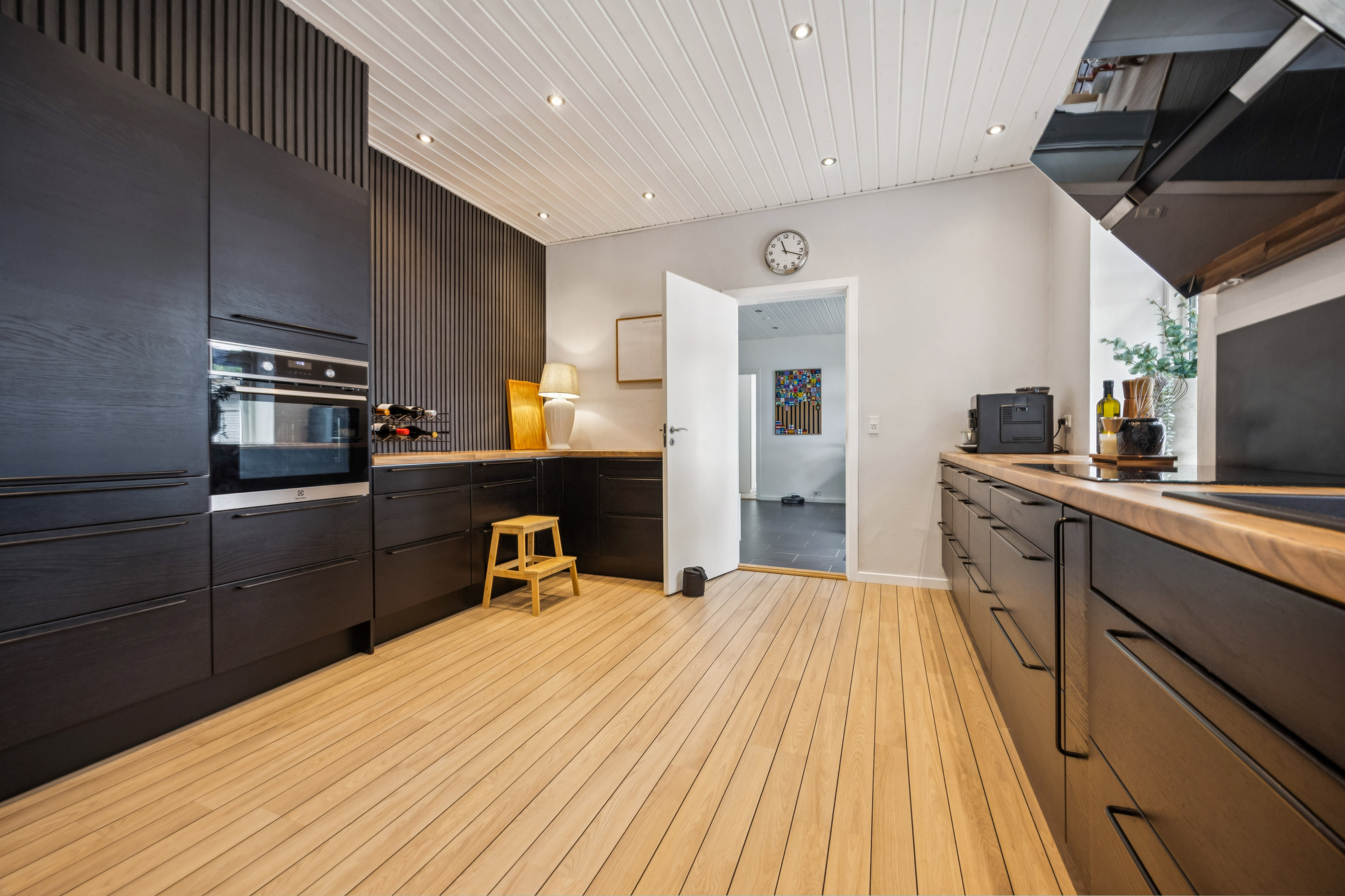 Fremhævet køkken billede i fuldskærmstilstand. Billede af Gravsholtvej 69, 9310 Vodskov