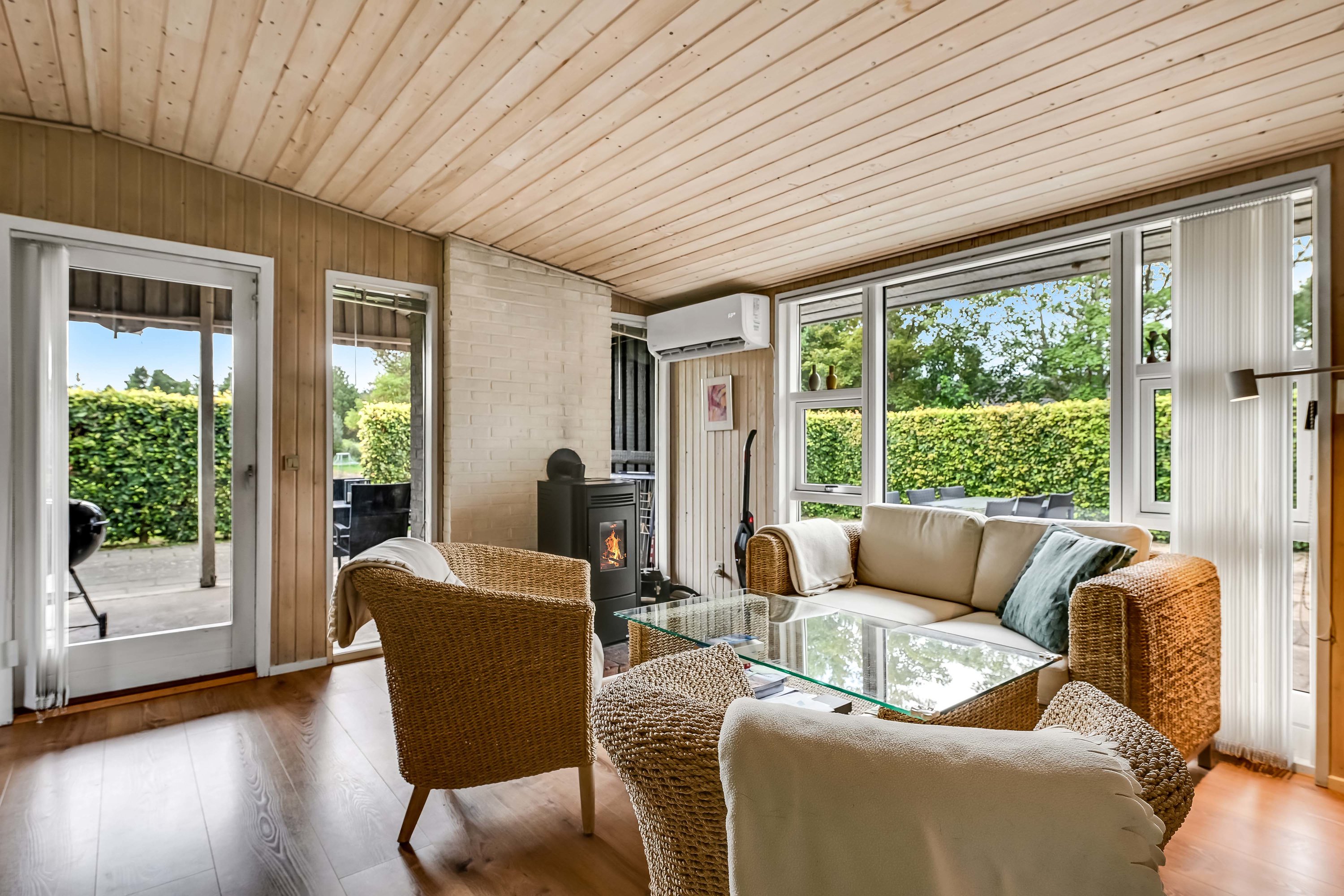 Fremhævet stue billede i fuldskærmstilstand. Billede af Bjergbovej 11, 6857 Blåvand