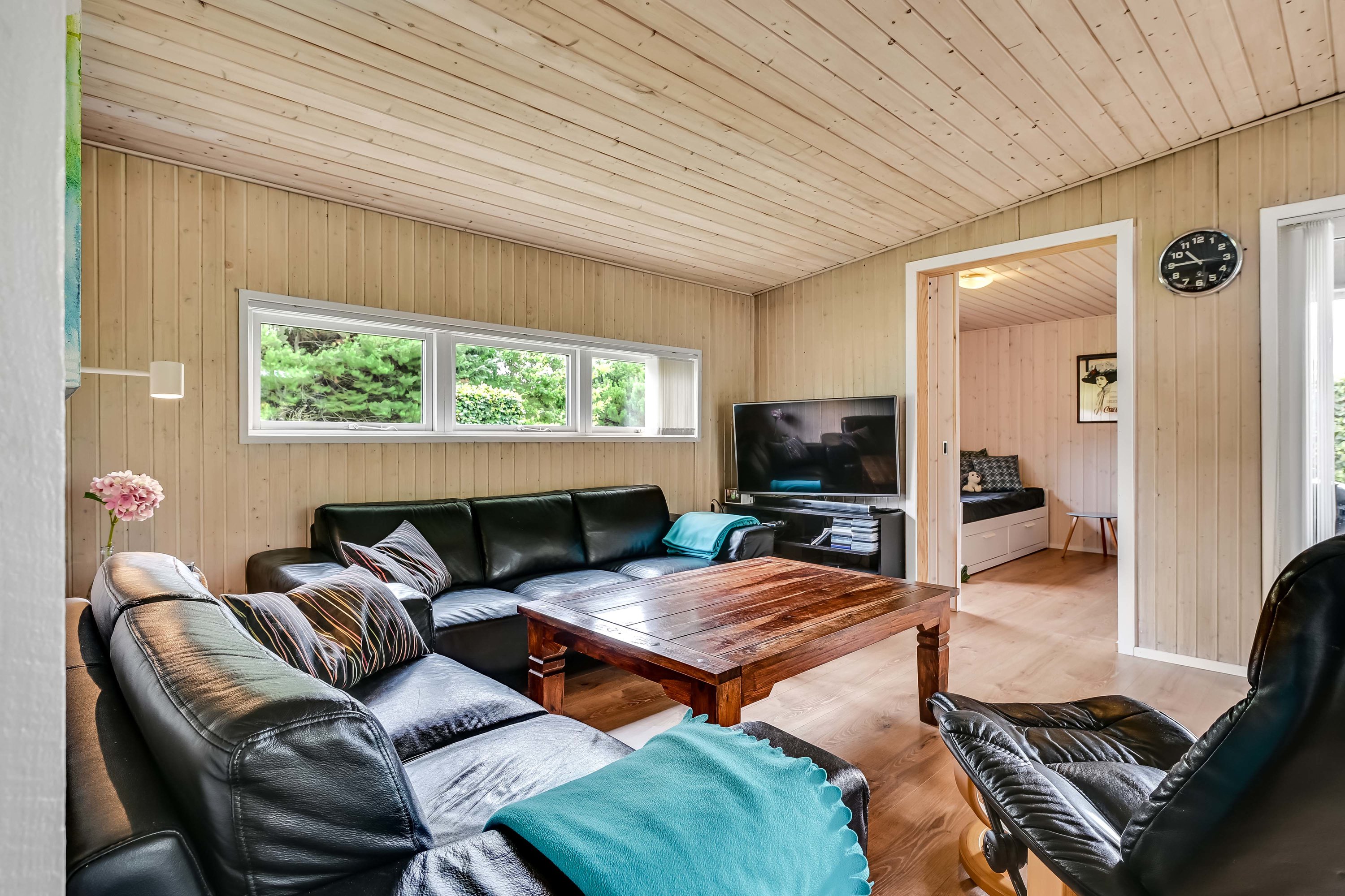 Fremhævet stue billede i fuldskærmstilstand. Billede af Bjergbovej 11, 6857 Blåvand