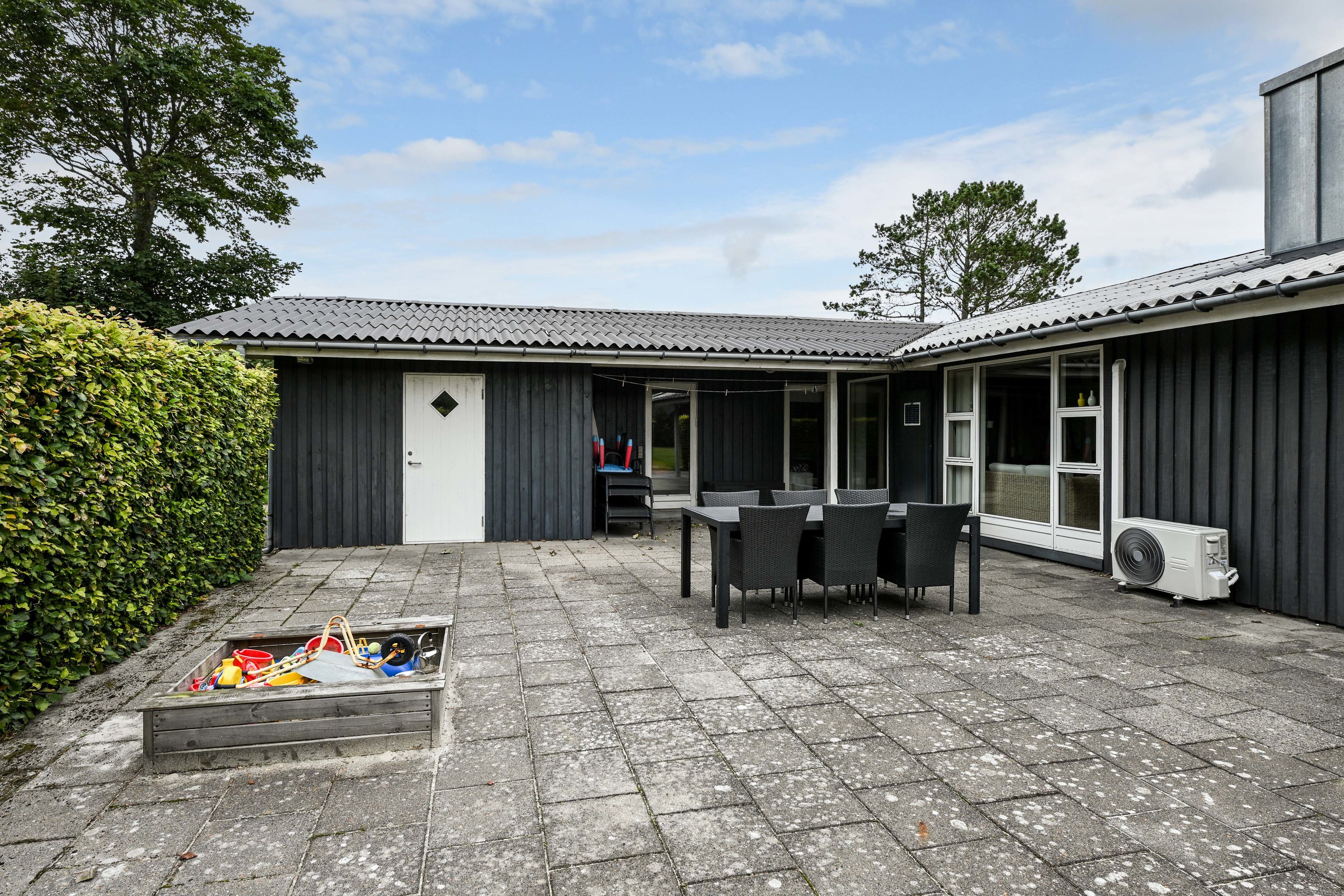 Fremhævet terrasse billede i fuldskærmstilstand. Billede af Bjergbovej 11, 6857 Blåvand