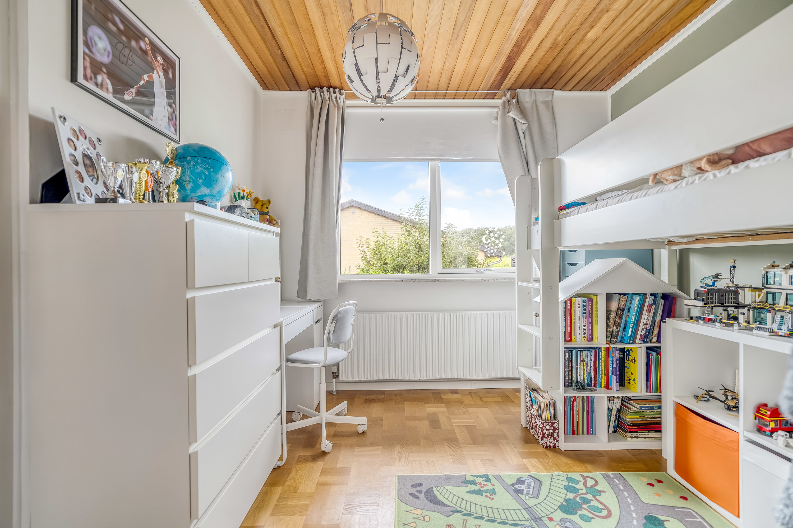 Fremhævet værelse billede i fuldskærmstilstand. Billede af Digemestervej 3, 3400 Hillerød