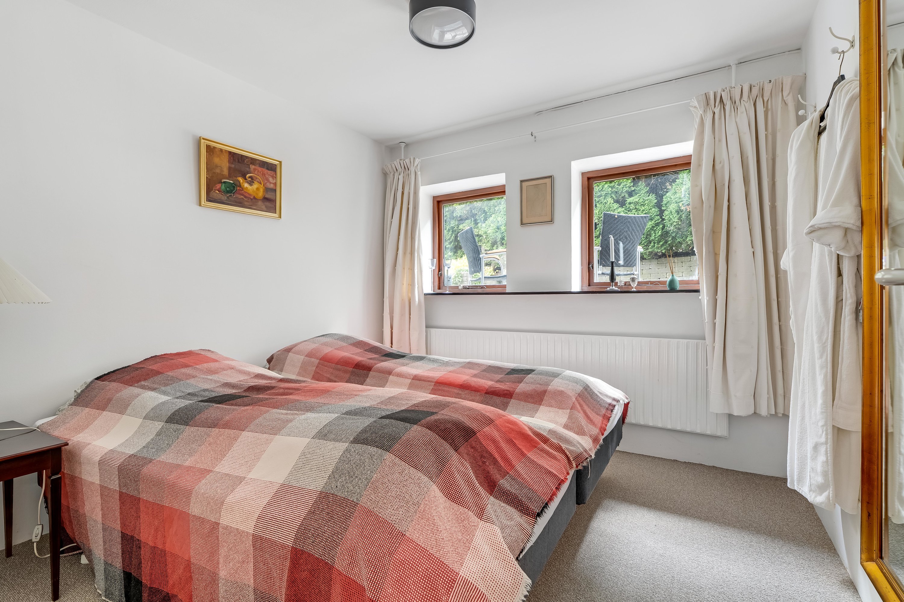 Fremhævet soveværelse billede i fuldskærmstilstand. Billede af Digemestervej 3, 3400 Hillerød