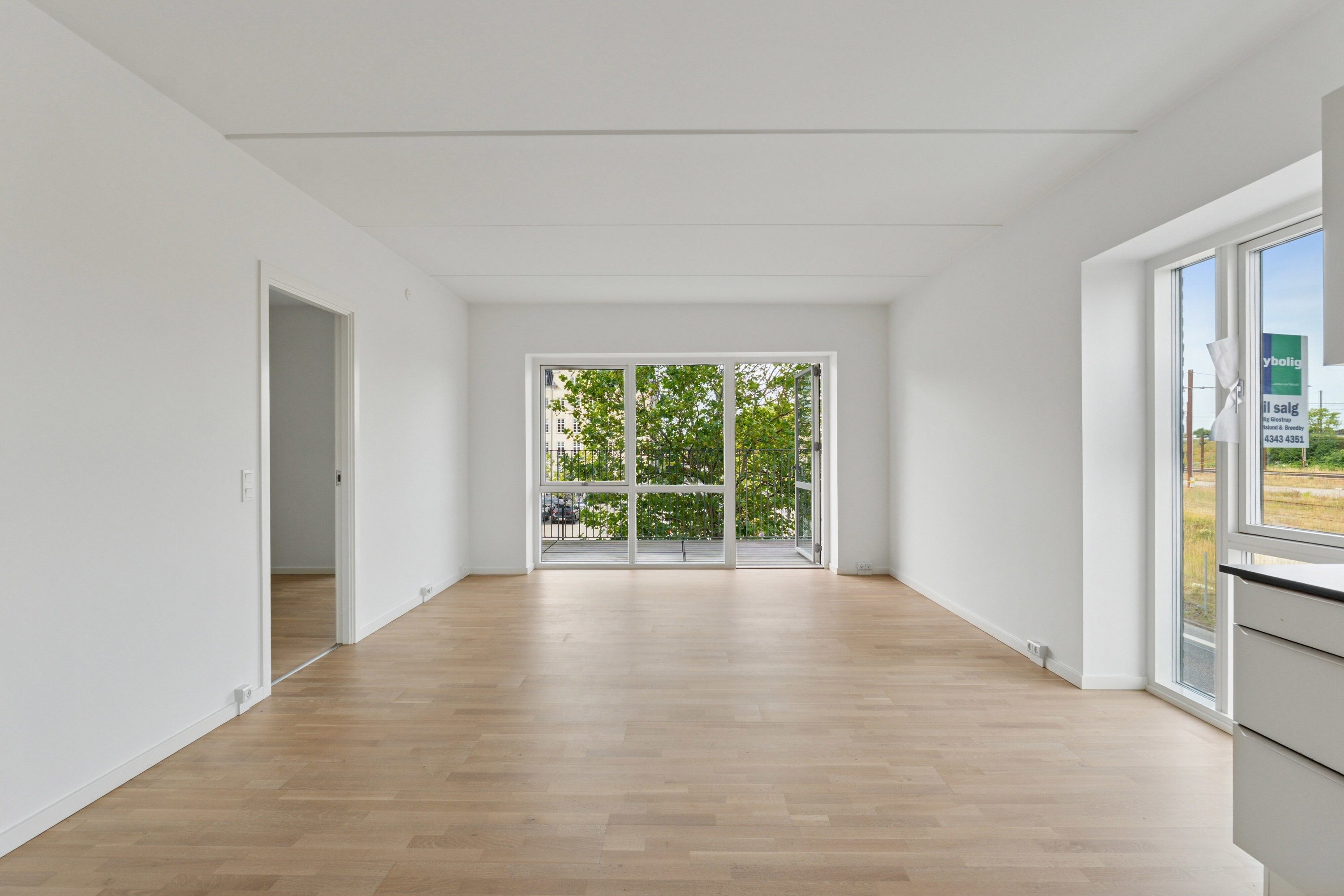 Fremhævet stue billede i fuldskærmstilstand. Billede af Kirkebjerg Parkvej 2D, 1. 4., 2600 Glostrup