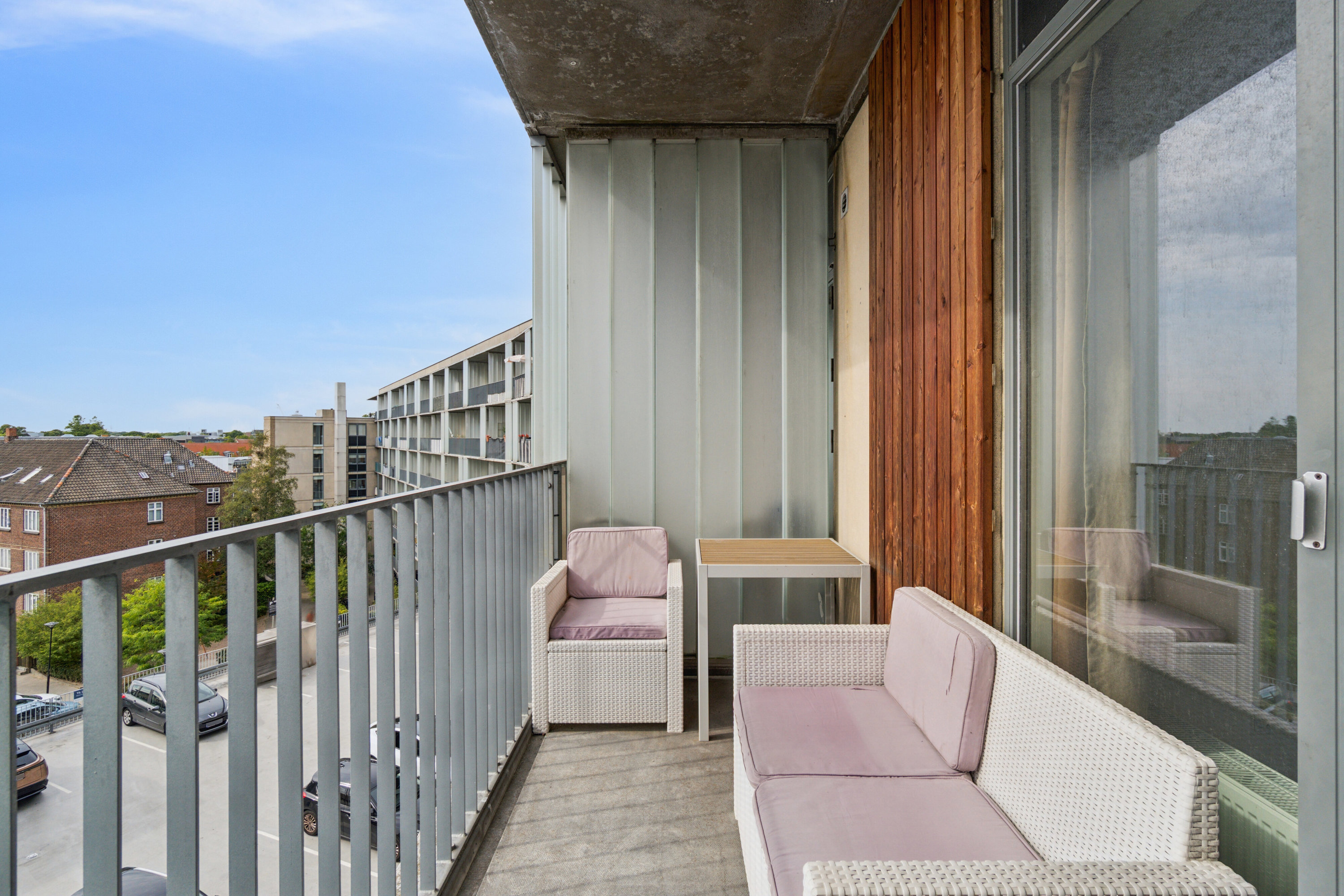 Fremhævet altan billede i fuldskærmstilstand. Billede af Østbrovej 2F, 4. 1., 2600 Glostrup