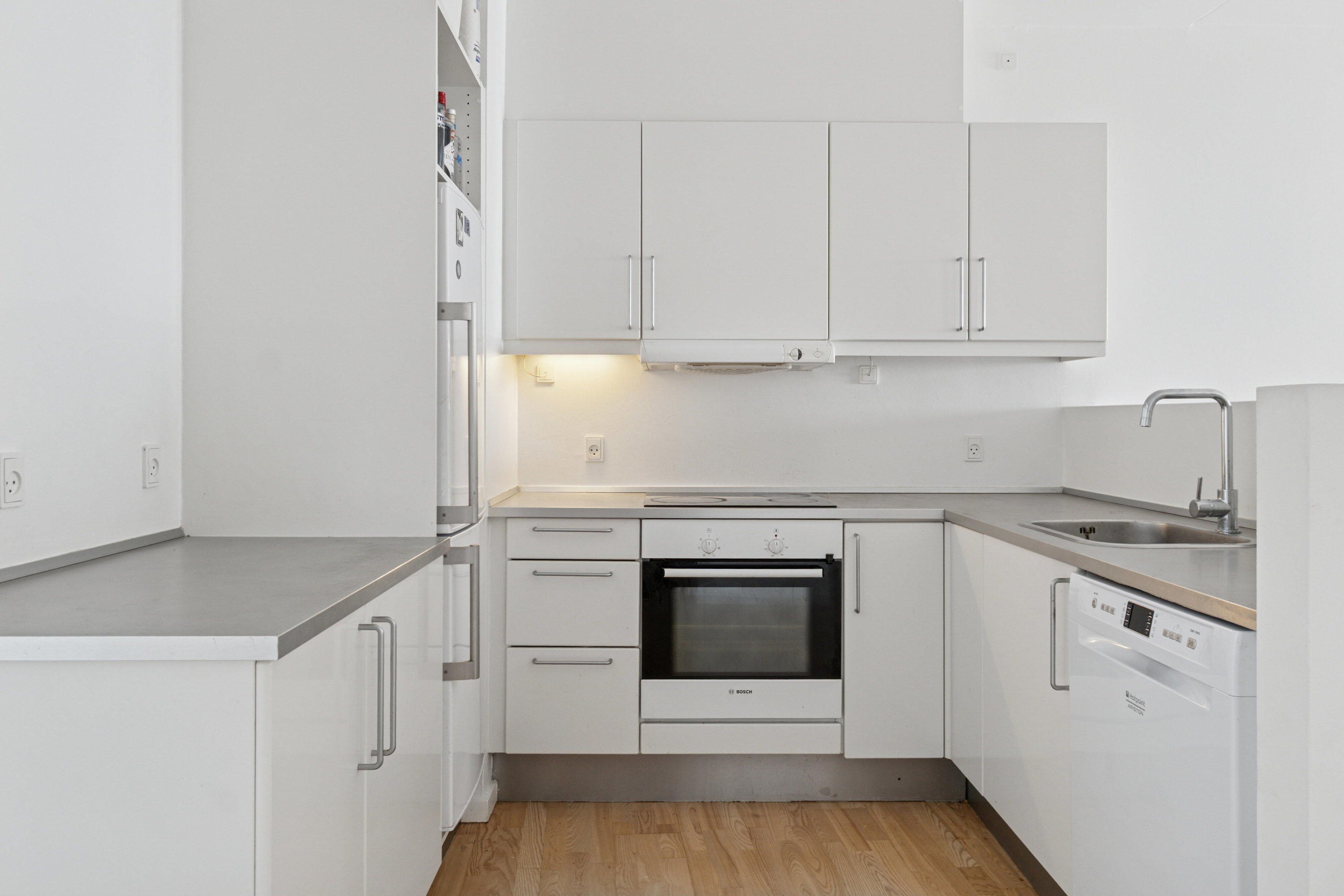 Fremhævet køkken billede i fuldskærmstilstand. Billede af Østbrovej 2F, 4. 1., 2600 Glostrup