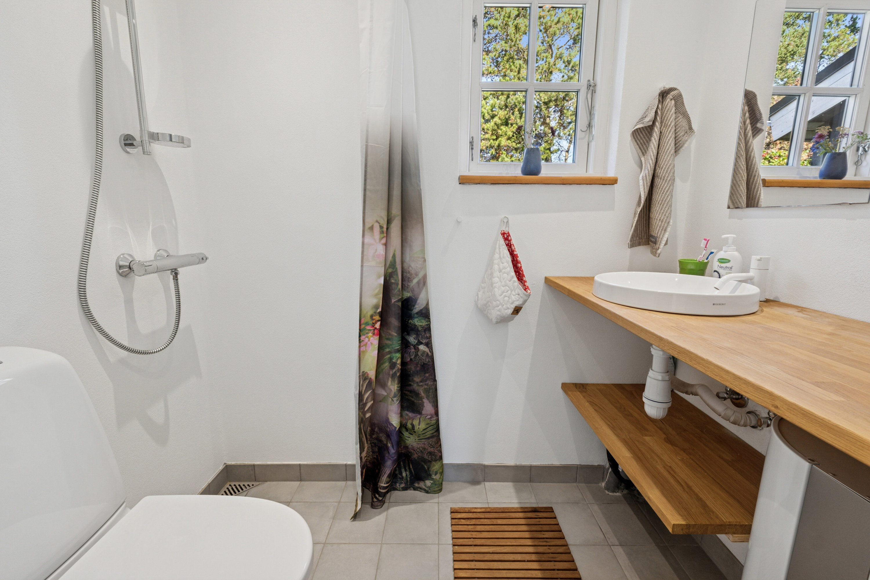 Fremhævet badeværelse billede i fuldskærmstilstand. Billede af Grønspættevej 9, Tversted, 9881 Bindslev