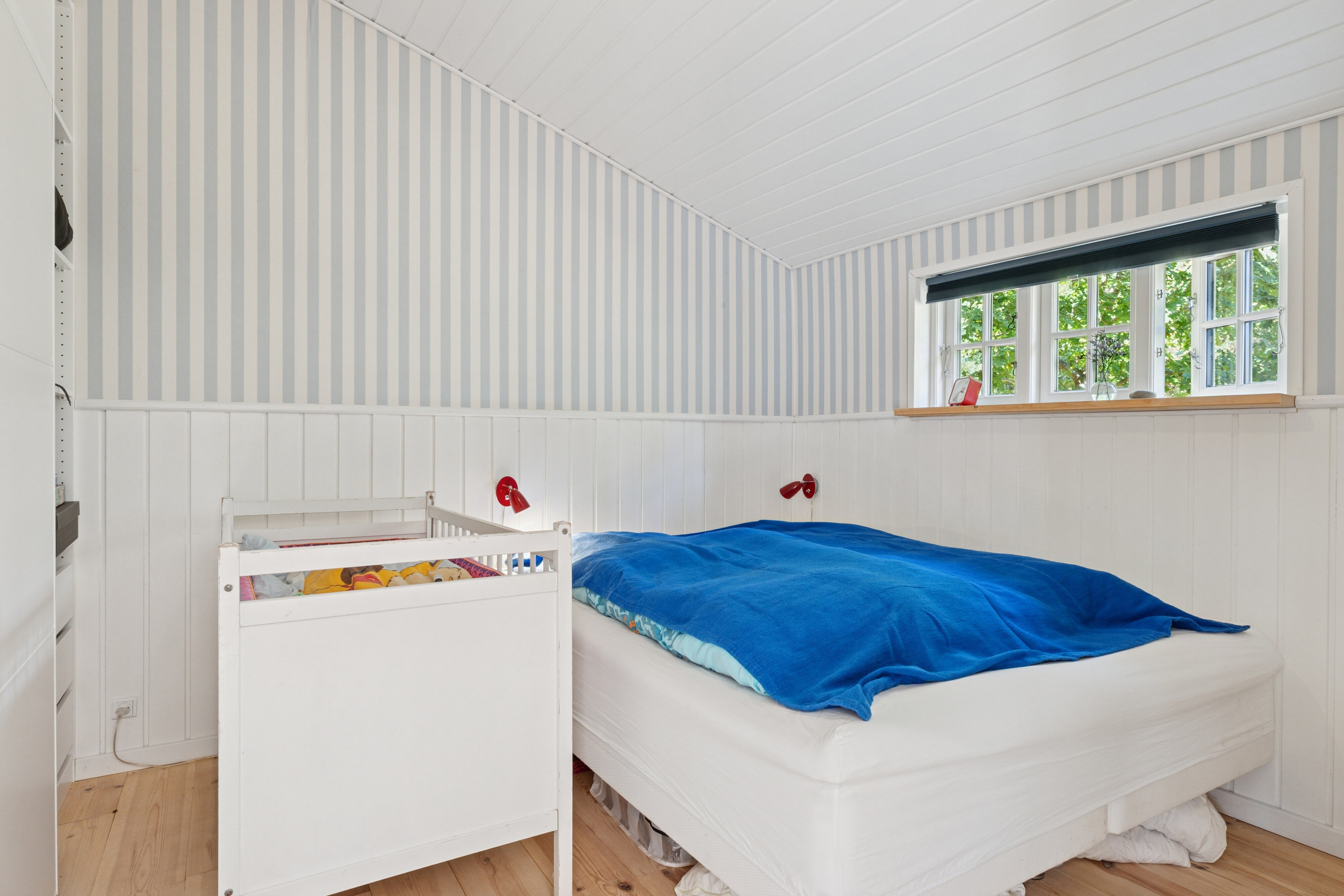 Fremhævet soveværelse billede i fuldskærmstilstand. Billede af Grønspættevej 9, Tversted, 9881 Bindslev