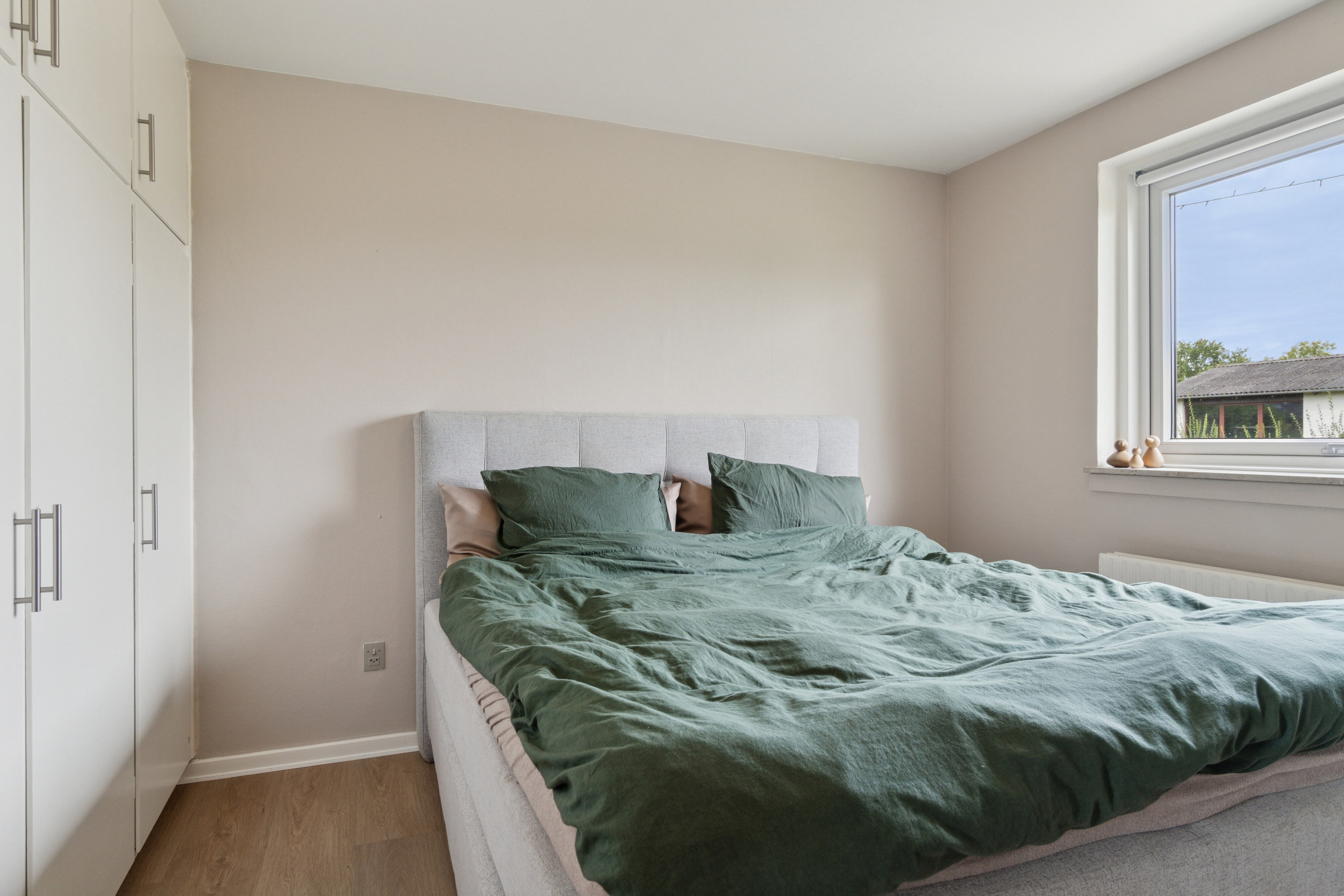 Fremhævet soveværelse billede i fuldskærmstilstand. Billede af Drosselvej 7, 8721 Daugård