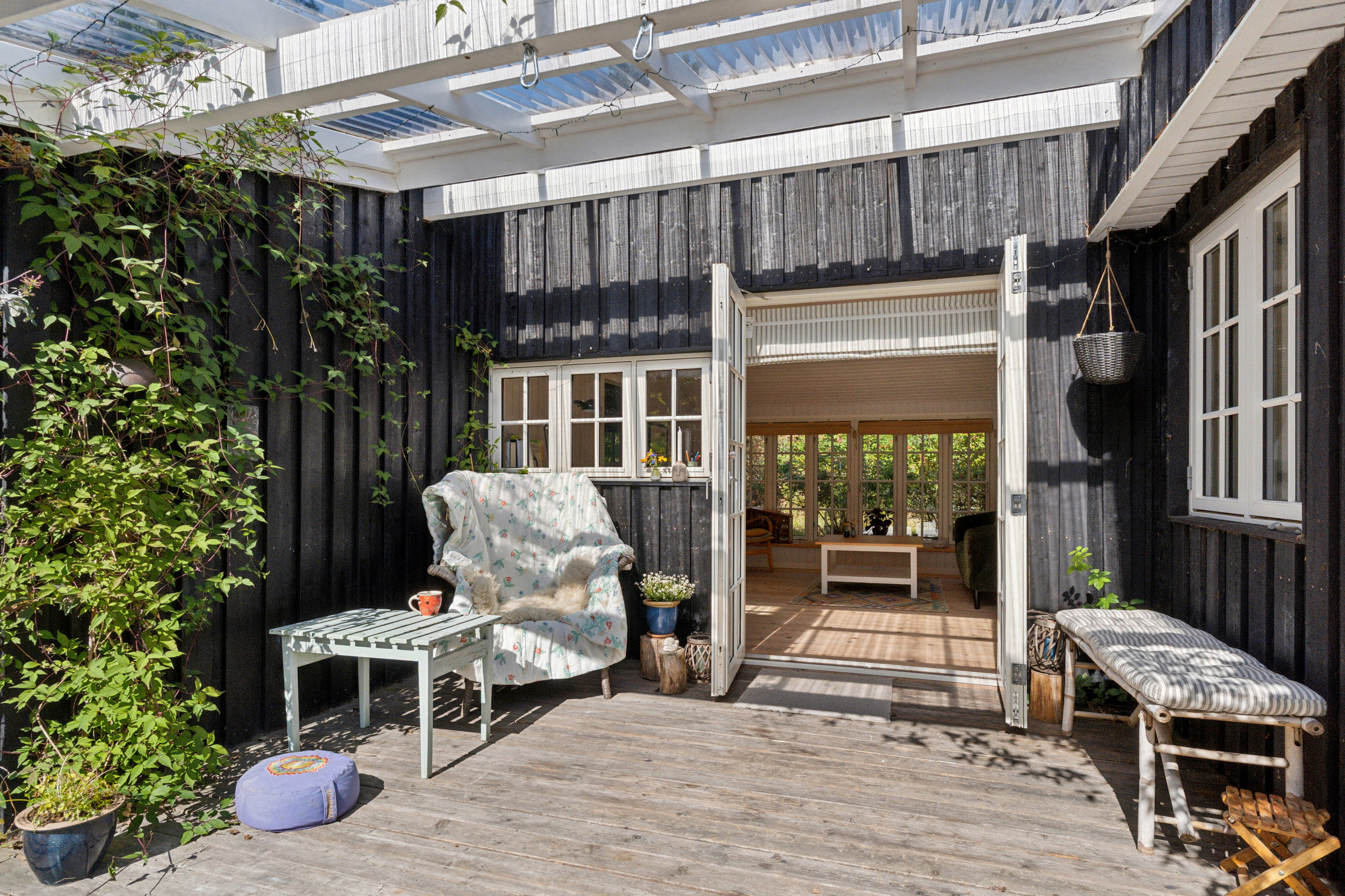 Fremhævet set fra vejen billede i fuldskærmstilstand. Billede af Grønspættevej 9, Tversted, 9881 Bindslev