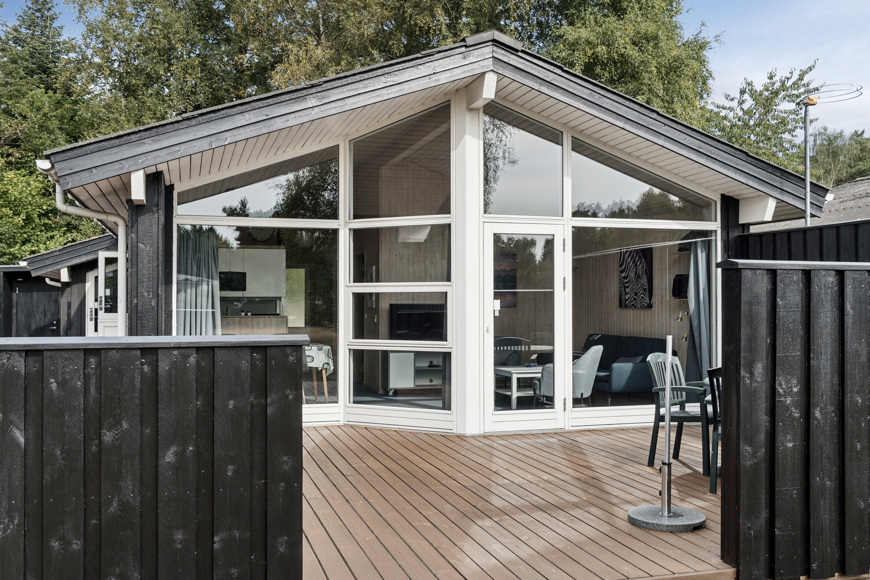 Fremhævet udendørs billede i fuldskærmstilstand. Billede af Lynghusvej 1C, 4500 Nykøbing Sj