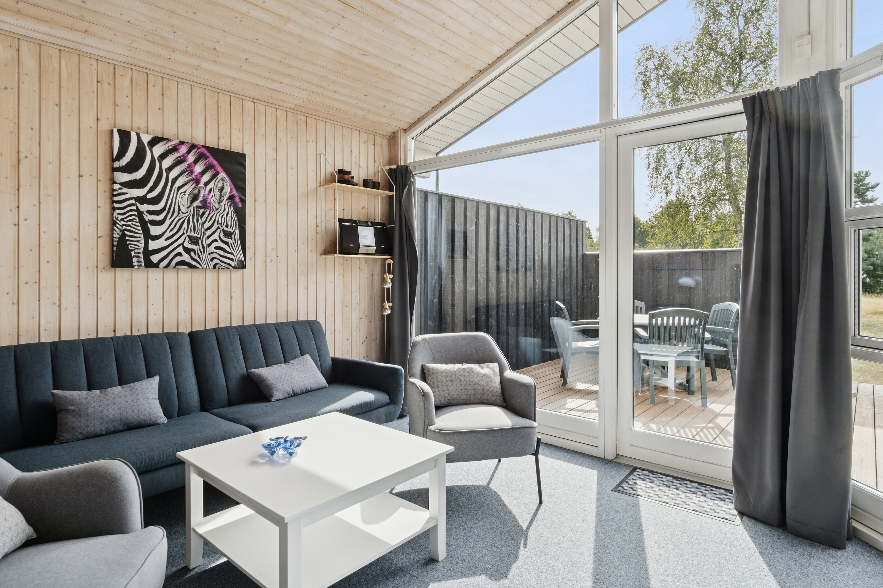 Fremhævet stue billede i fuldskærmstilstand. Billede af Lynghusvej 1C, 4500 Nykøbing Sj