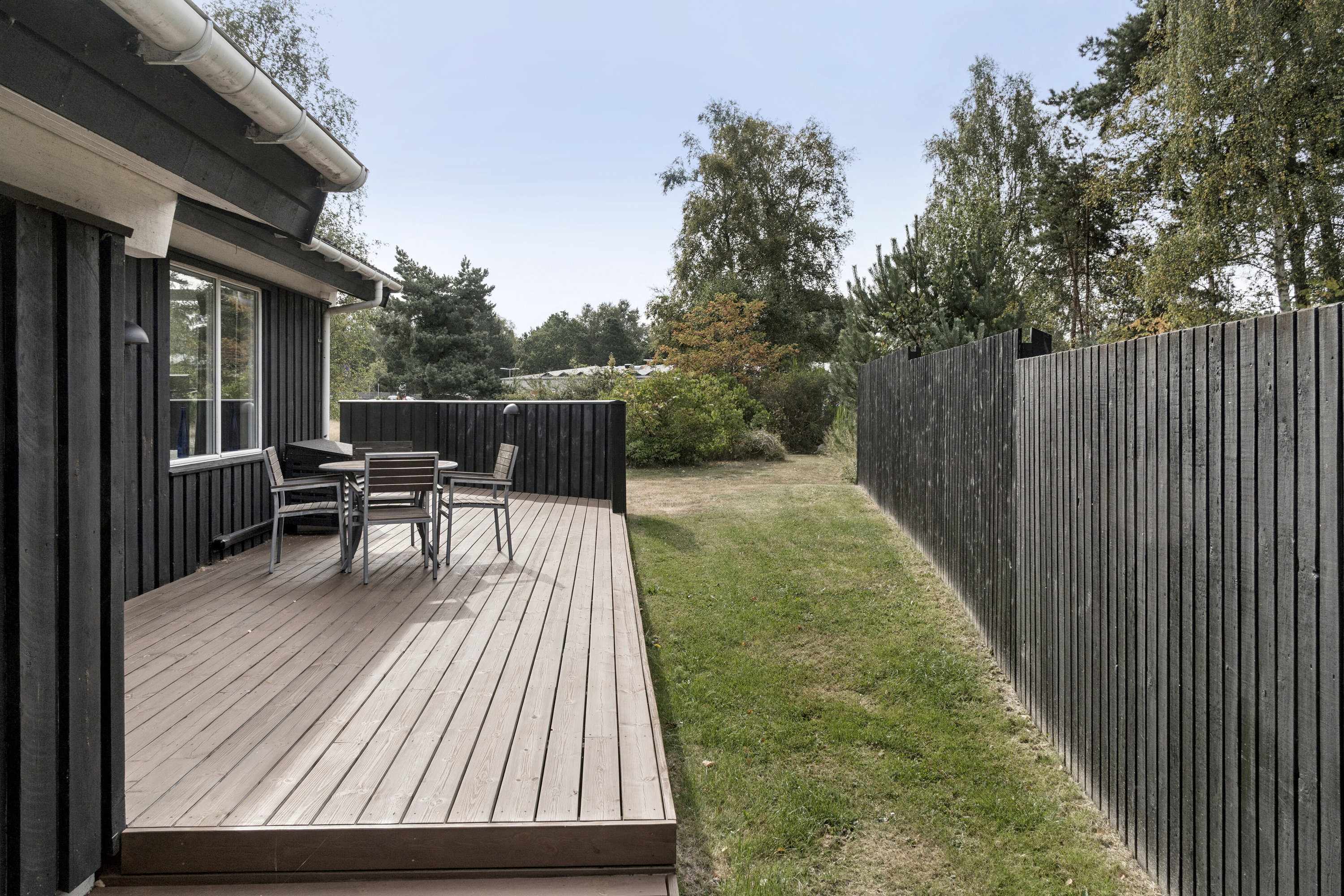 Fremhævet terrasse billede i fuldskærmstilstand. Billede af Lynghusvej 1C, 4500 Nykøbing Sj