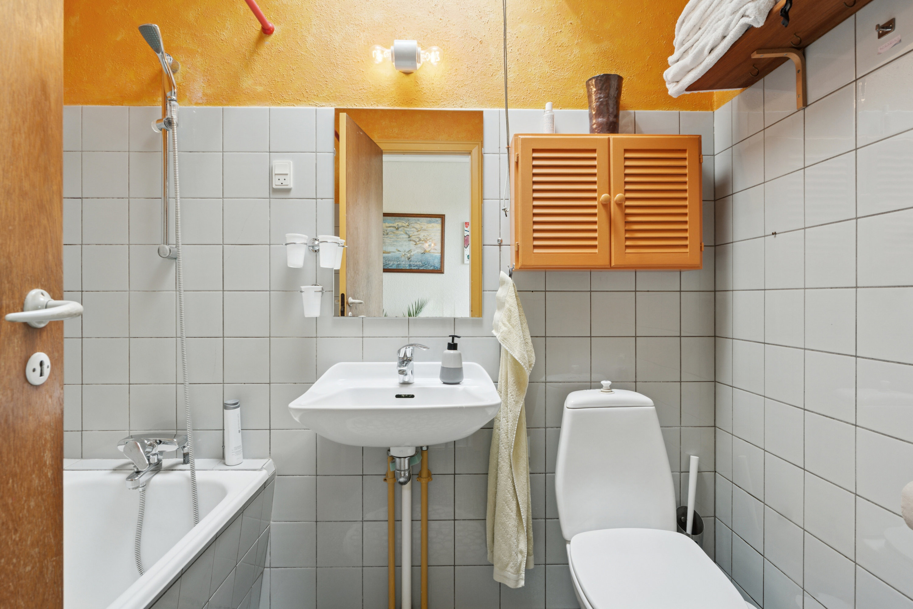 Fremhævet badeværelse billede i fuldskærmstilstand. Billede af Lindeparken 7, Skt Klemens, 5260 Odense S