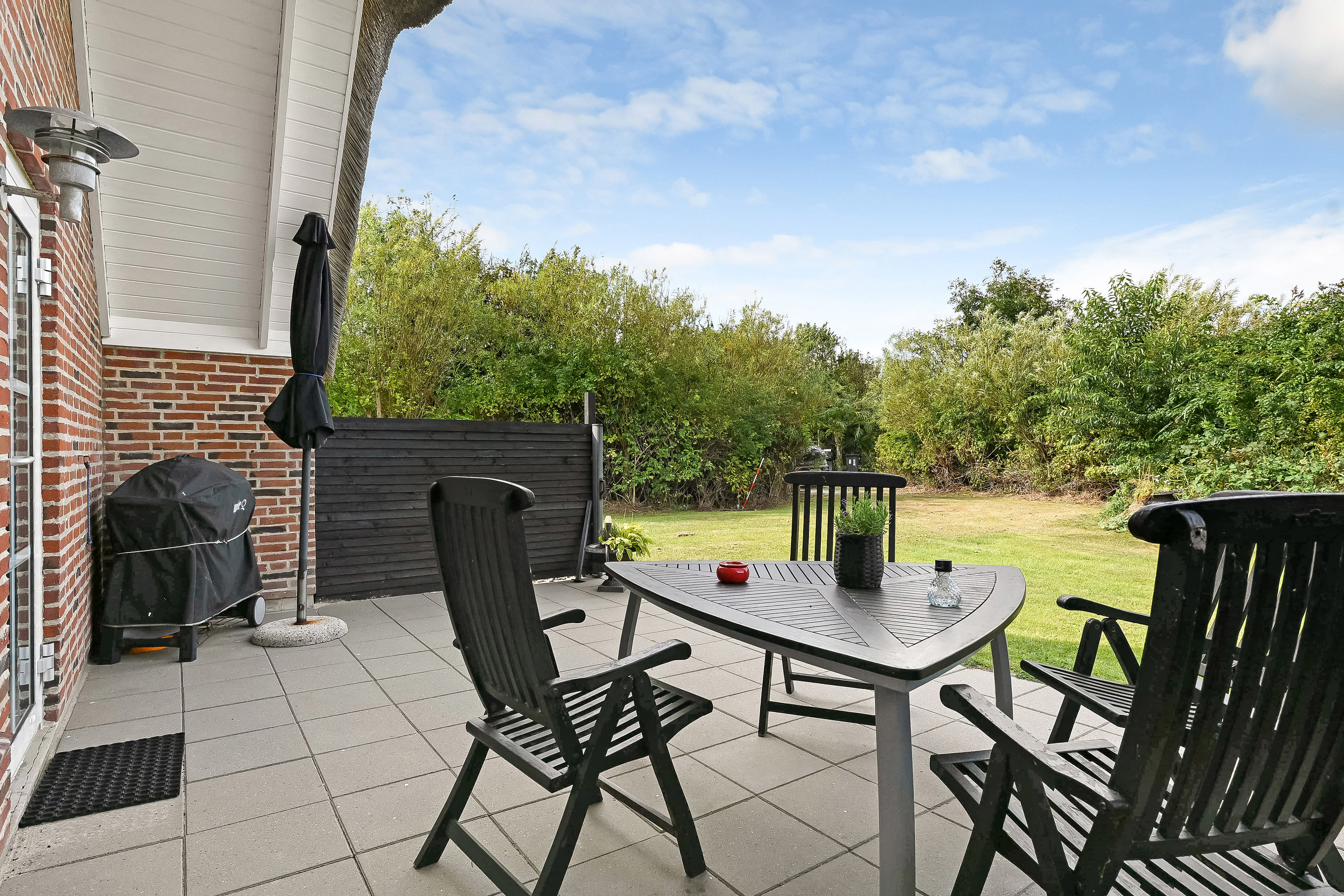 Fremhævet terrasse billede i fuldskærmstilstand. Billede af Hummelmosevej 21, Vedersø, 6990 Ulfborg