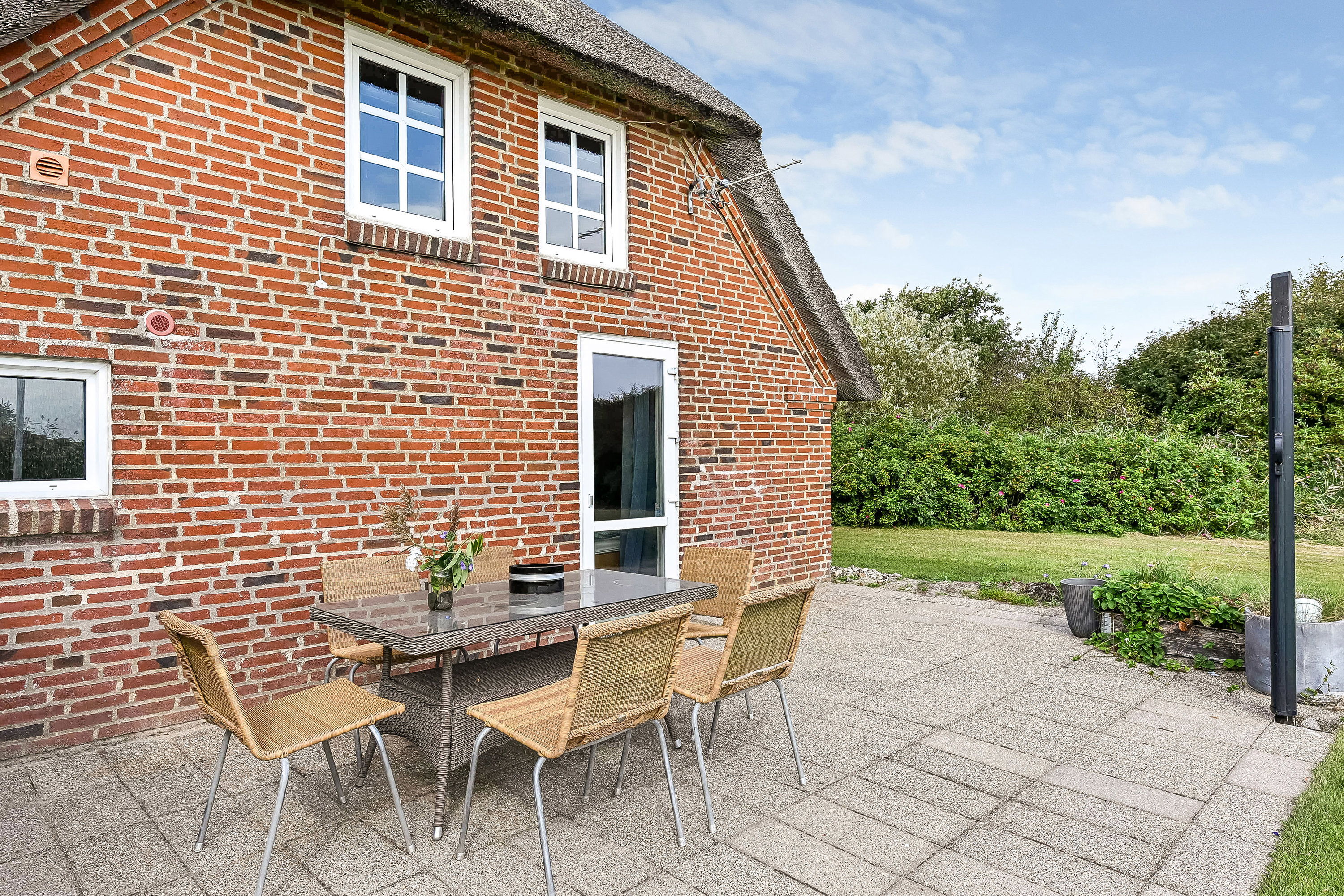 Fremhævet terrasse billede i fuldskærmstilstand. Billede af Hummelmosevej 21, Vedersø, 6990 Ulfborg