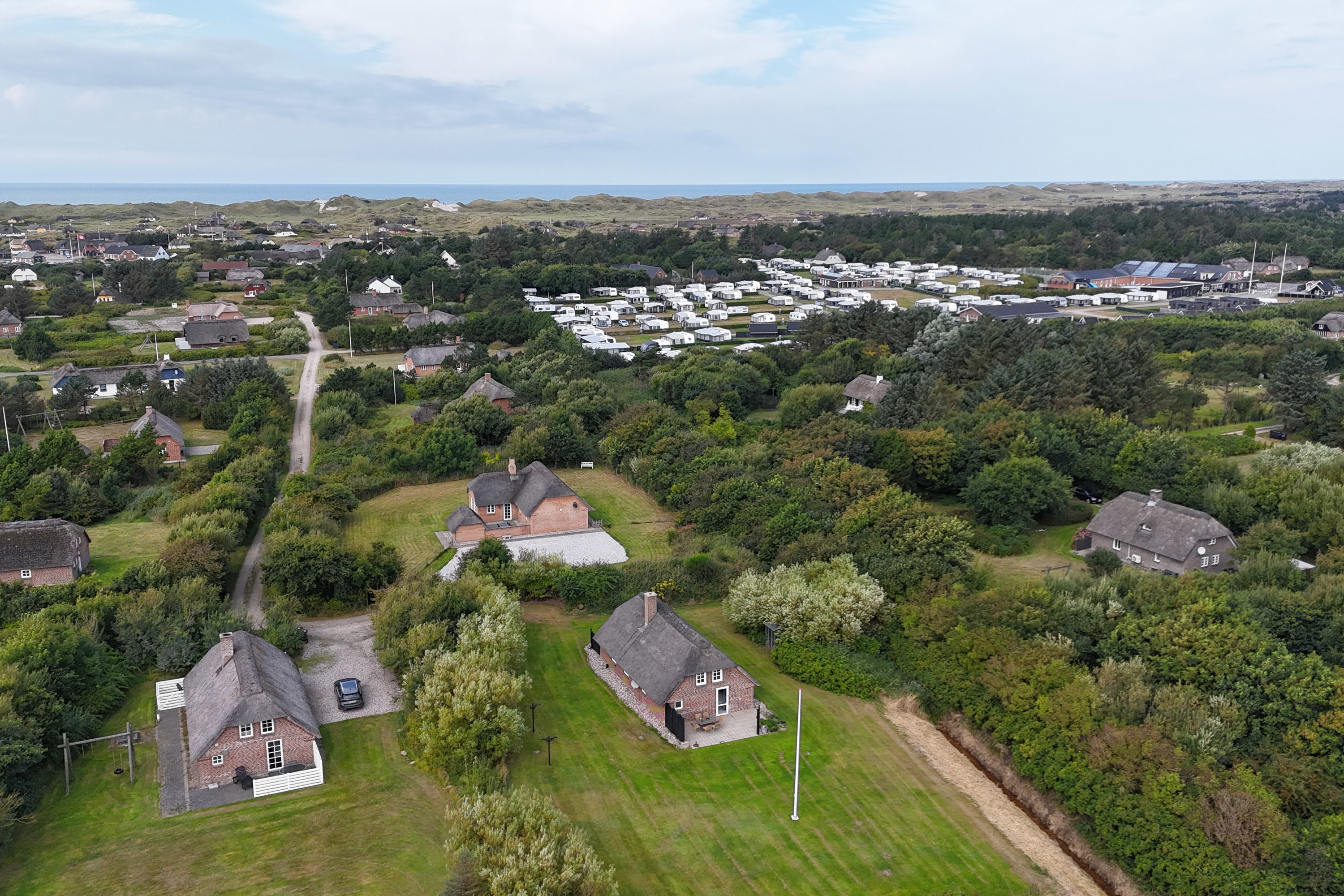 Fremhævet andet billede i fuldskærmstilstand. Billede af Hummelmosevej 21, Vedersø, 6990 Ulfborg