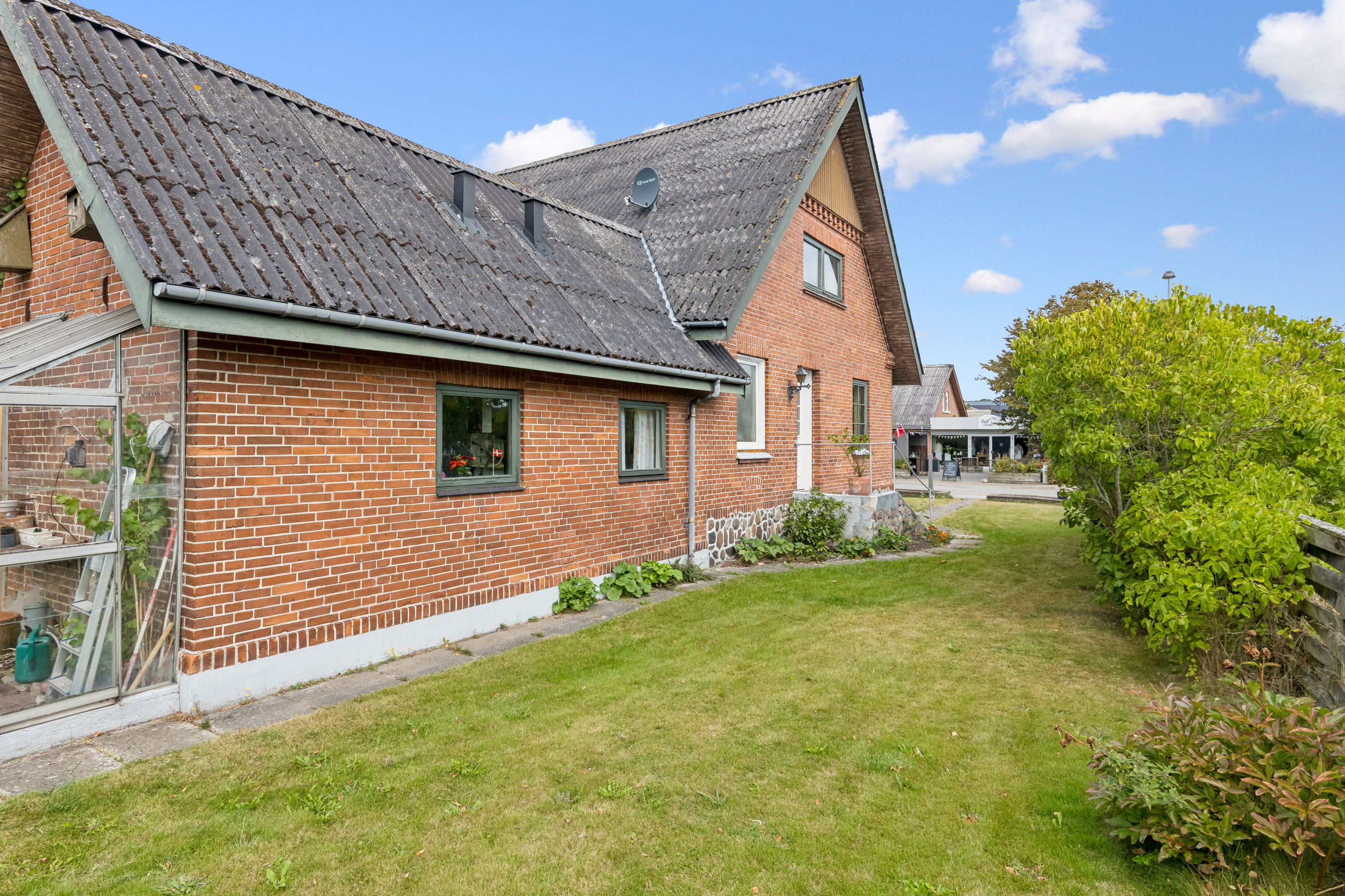 Fremhævet  billede i fuldskærmstilstand. Billede af Solbjergvej 3, Øster Hurup, 9560 Hadsund