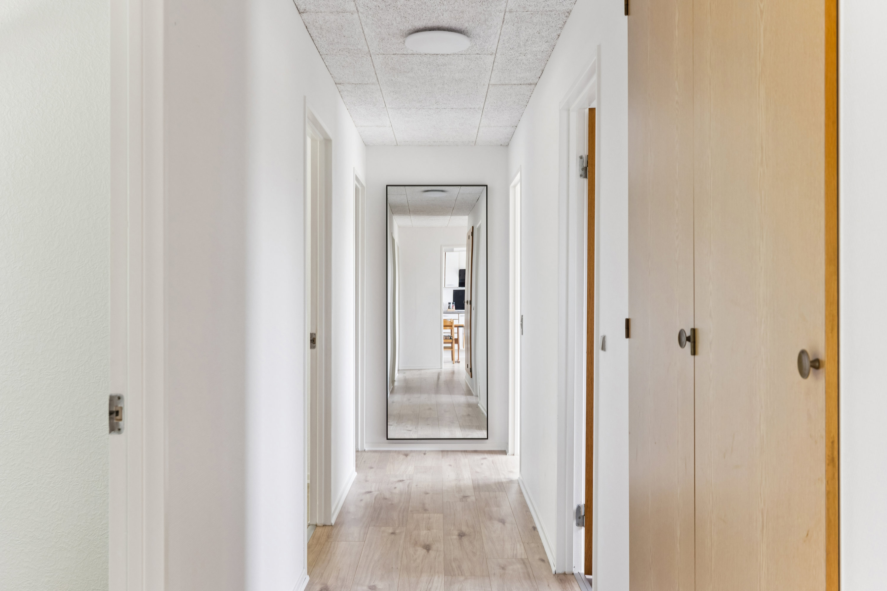 Fremhævet gang billede i fuldskærmstilstand. Billede af Gyden 10, Fynshav, 6440 Augustenborg