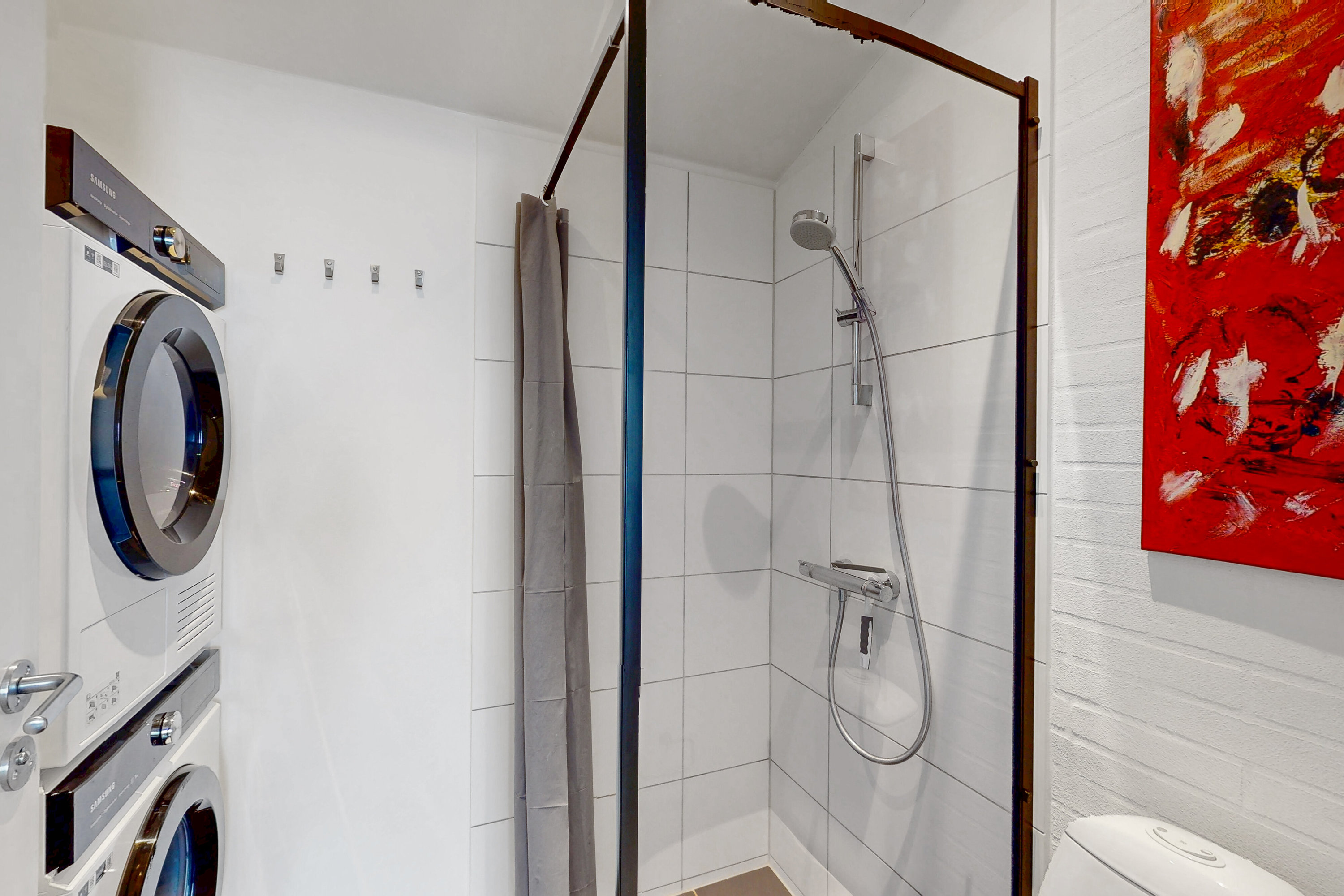 Fremhævet badeværelse billede i fuldskærmstilstand. Billede af Holmegårdsvej 41, 8270 Højbjerg