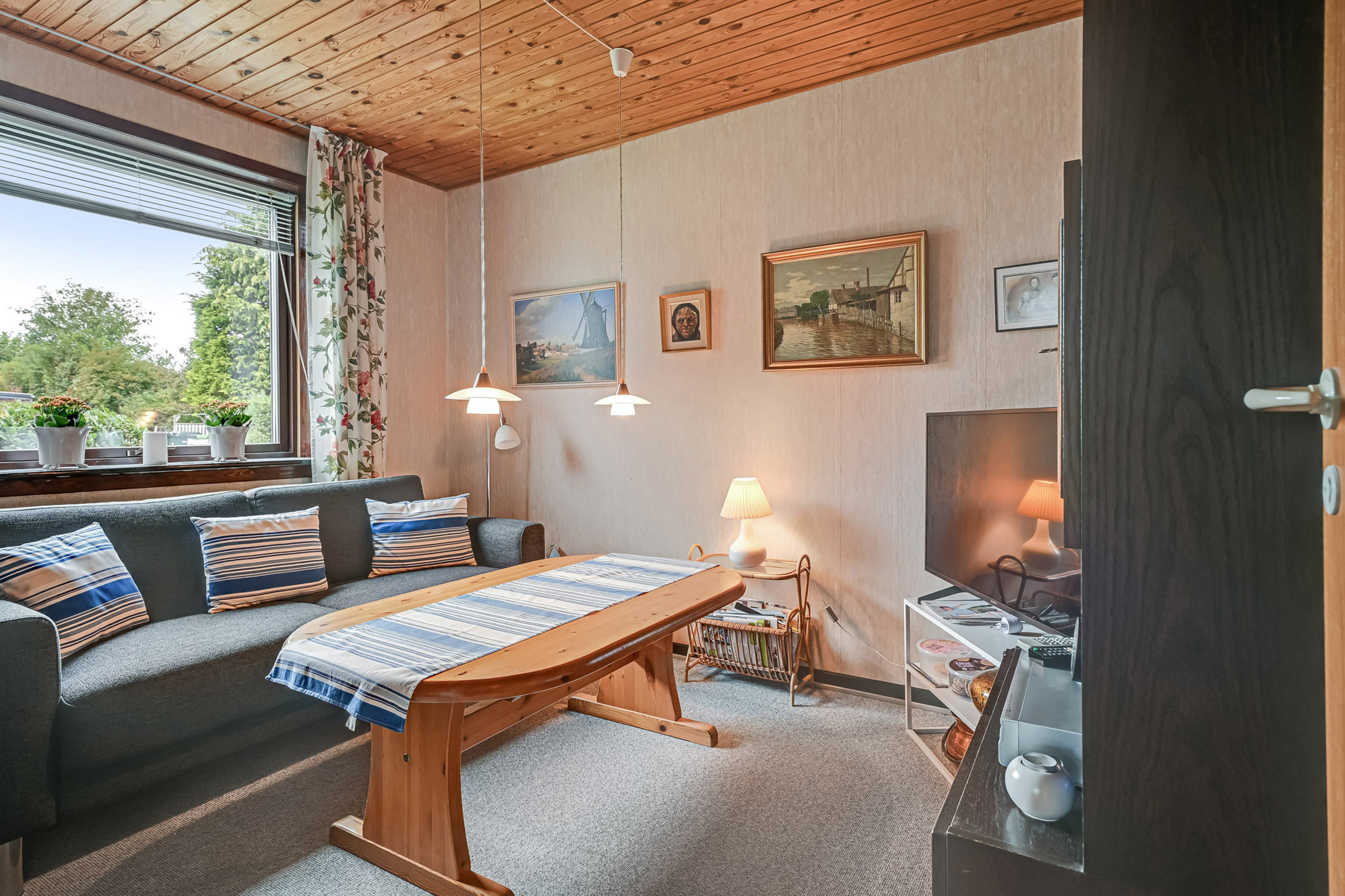 Fremhævet stue billede i fuldskærmstilstand. Billede af Abildvej 12, 7200 Grindsted