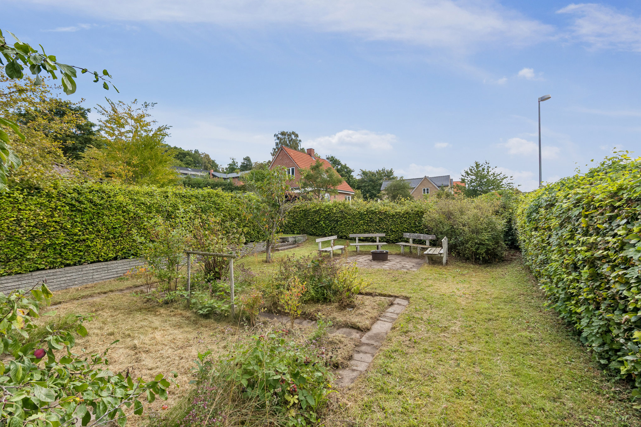 Fremhævet have billede i fuldskærmstilstand. Billede af Valmuevej 2, Laurbjerg, 8870 Langå