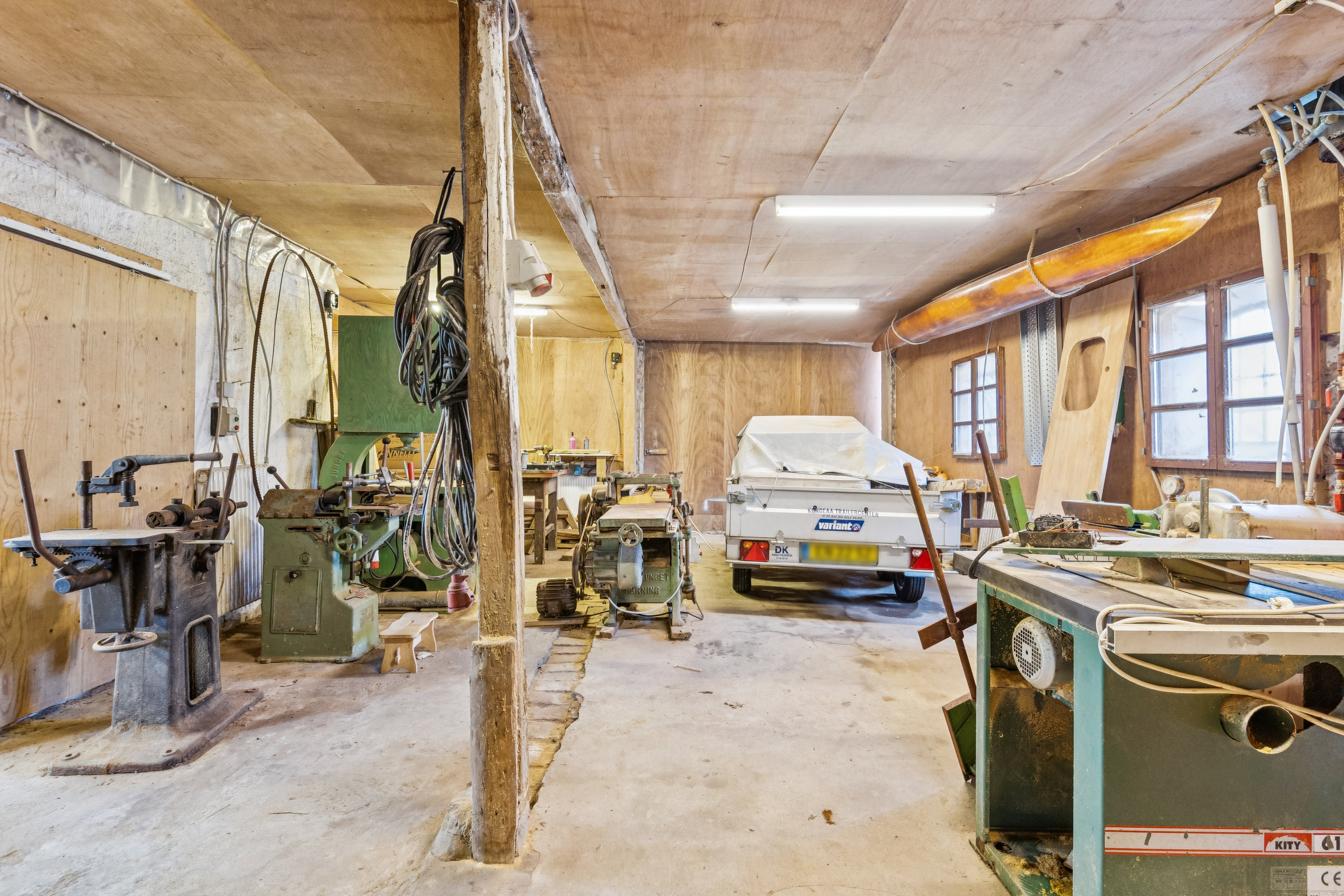 Fremhævet værksted billede i fuldskærmstilstand. Billede af Vindumvej 75, 8850 Bjerringbro