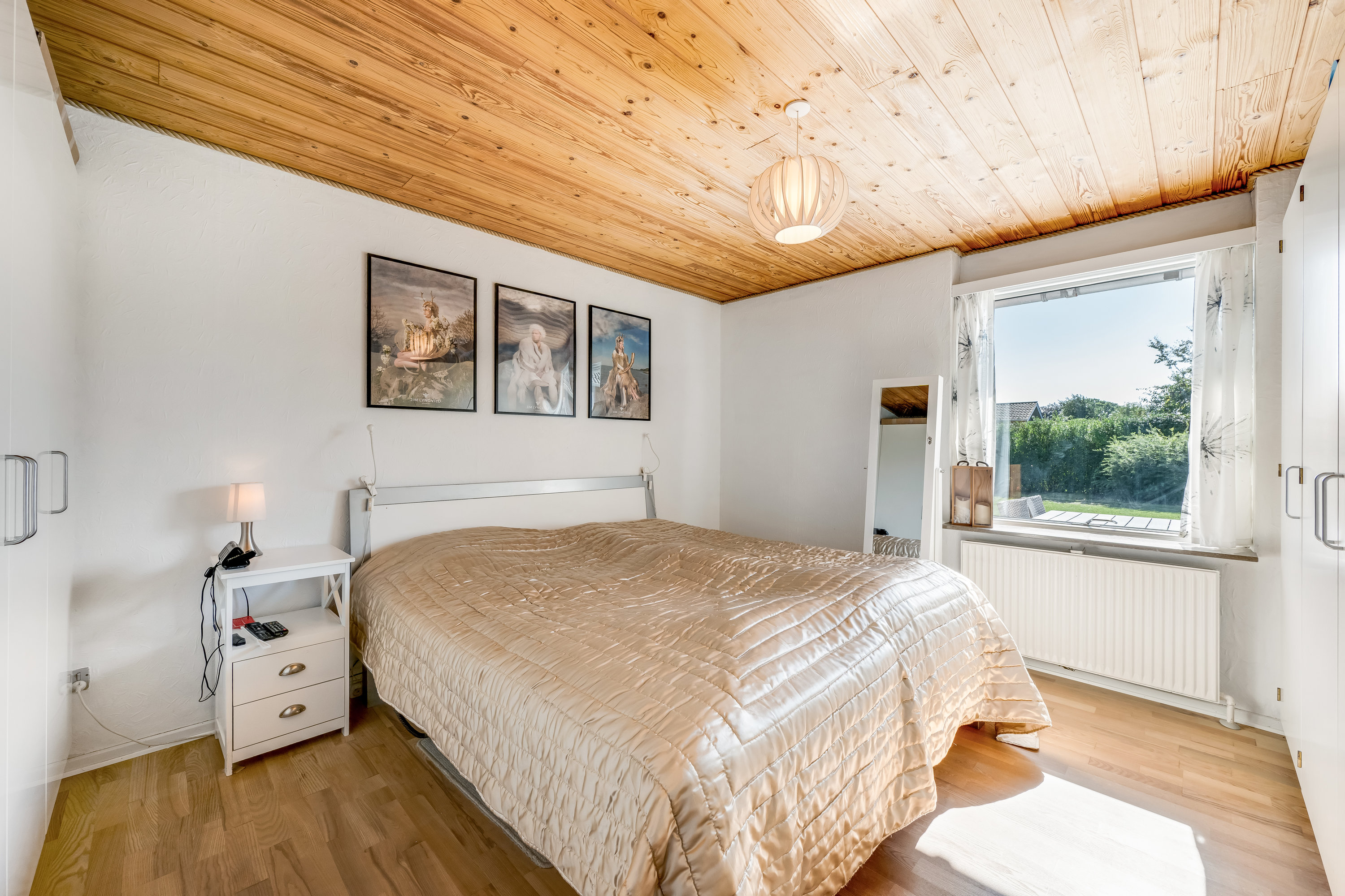 Fremhævet soveværelse billede i fuldskærmstilstand. Billede af Brombærvej 6, Rindum, 6950 Ringkøbing