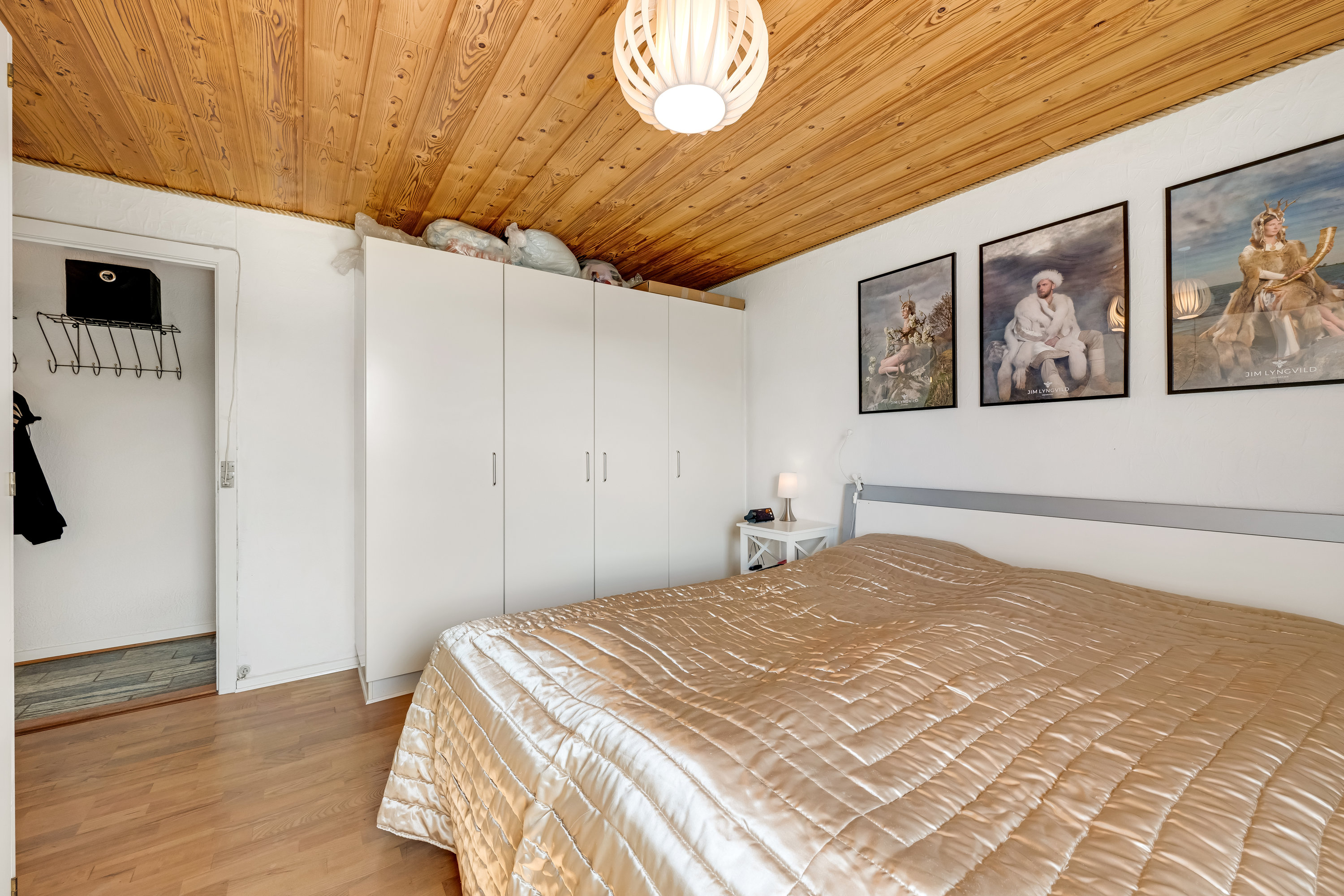 Fremhævet soveværelse billede i fuldskærmstilstand. Billede af Brombærvej 6, Rindum, 6950 Ringkøbing