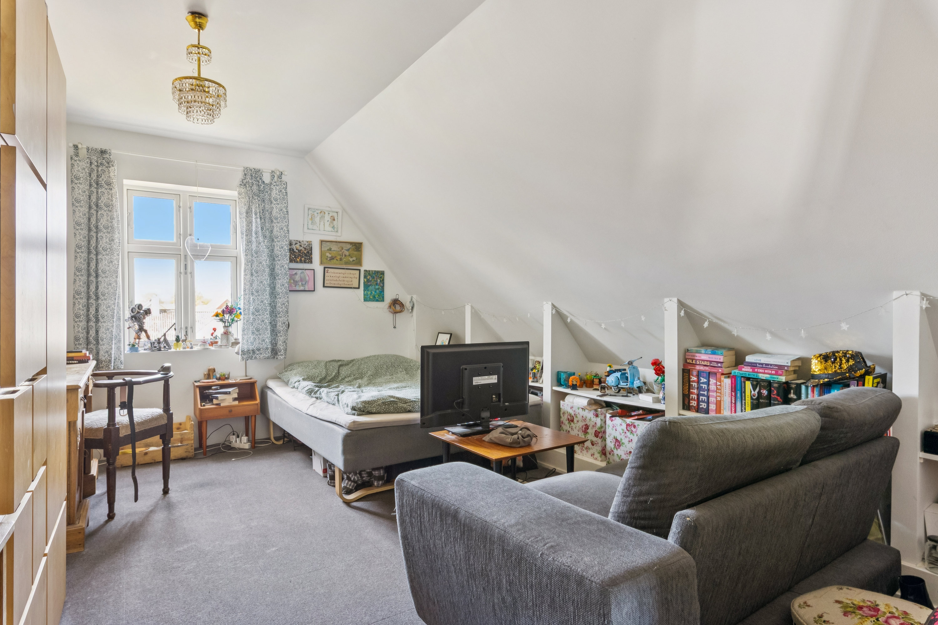 Fremhævet stue billede i fuldskærmstilstand. Billede af Vindumvej 75, 8850 Bjerringbro