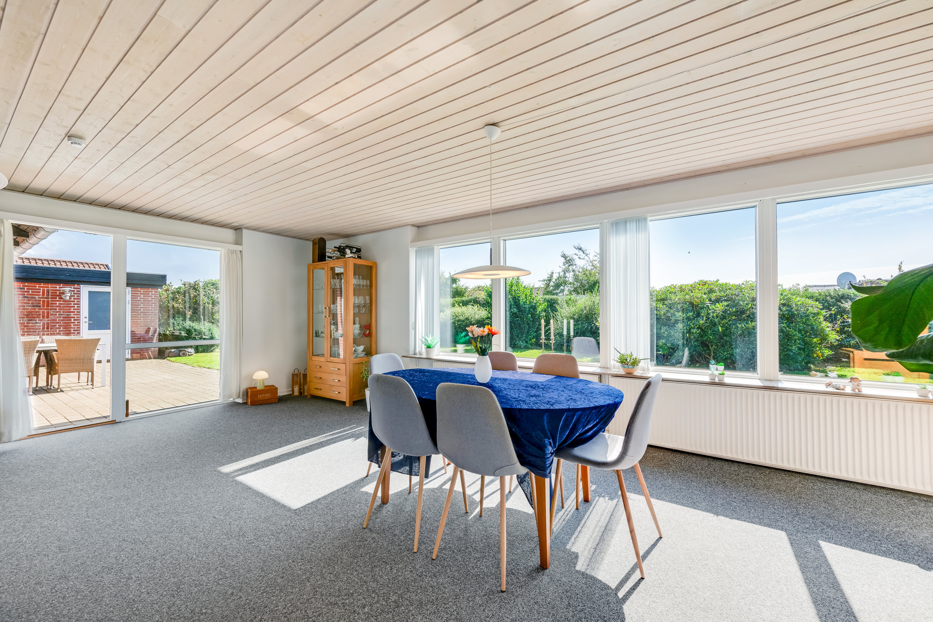 Fremhævet stue billede i fuldskærmstilstand. Billede af Brombærvej 6, Rindum, 6950 Ringkøbing